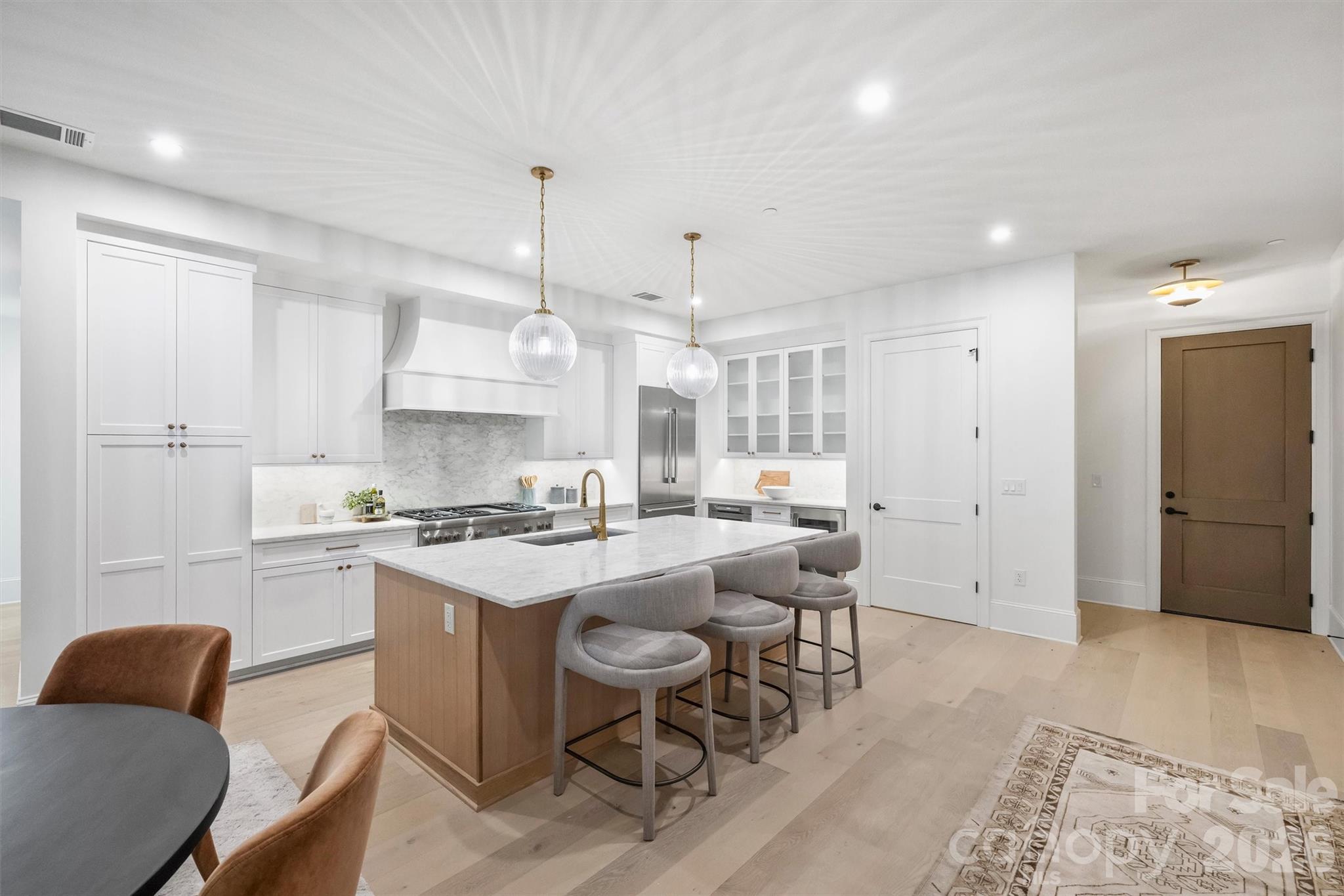 409 Queens Road #204 — Charlotte