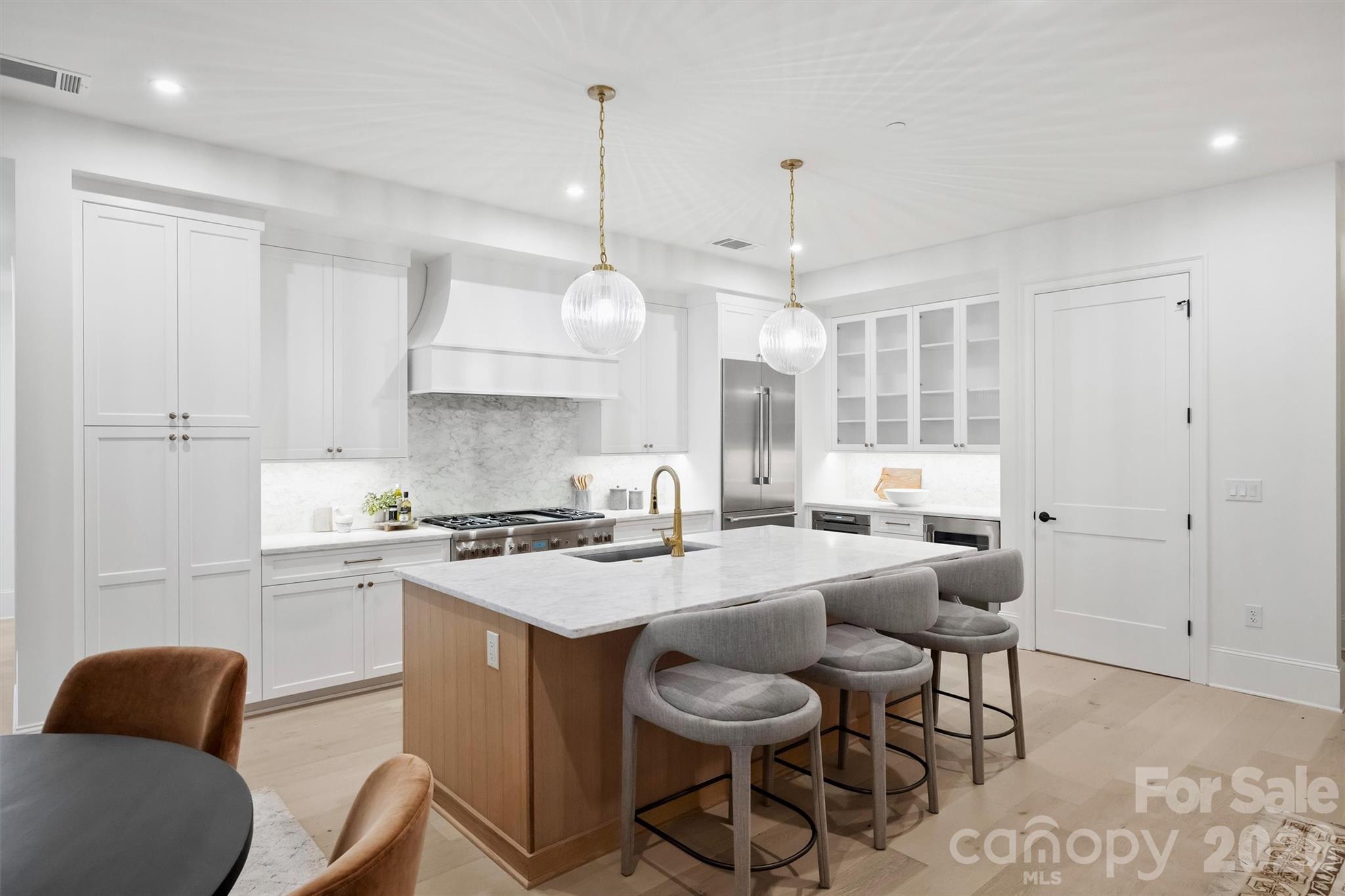 409 Queens Road #204 — Charlotte