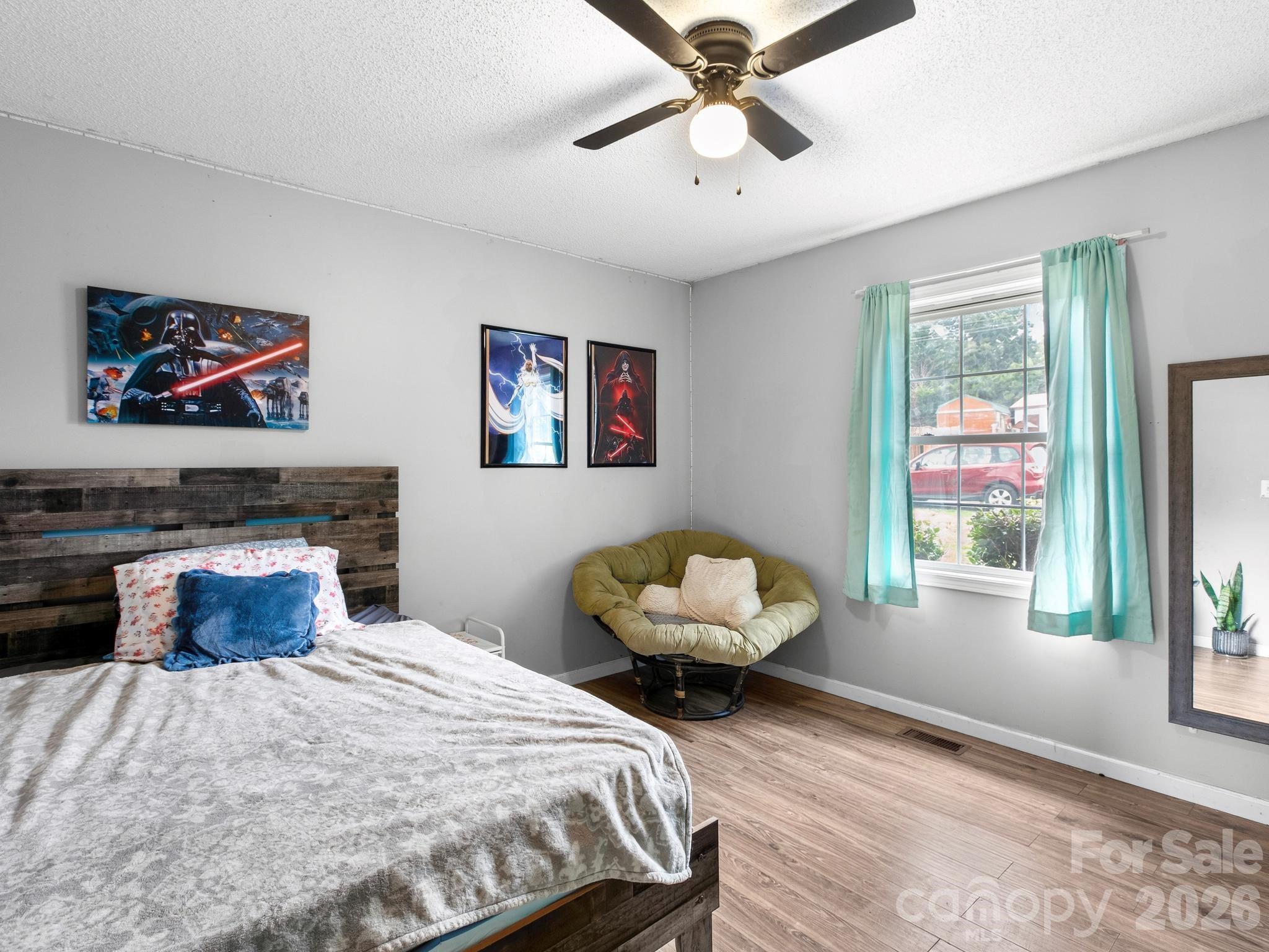 11 Cathy Court — Hendersonville