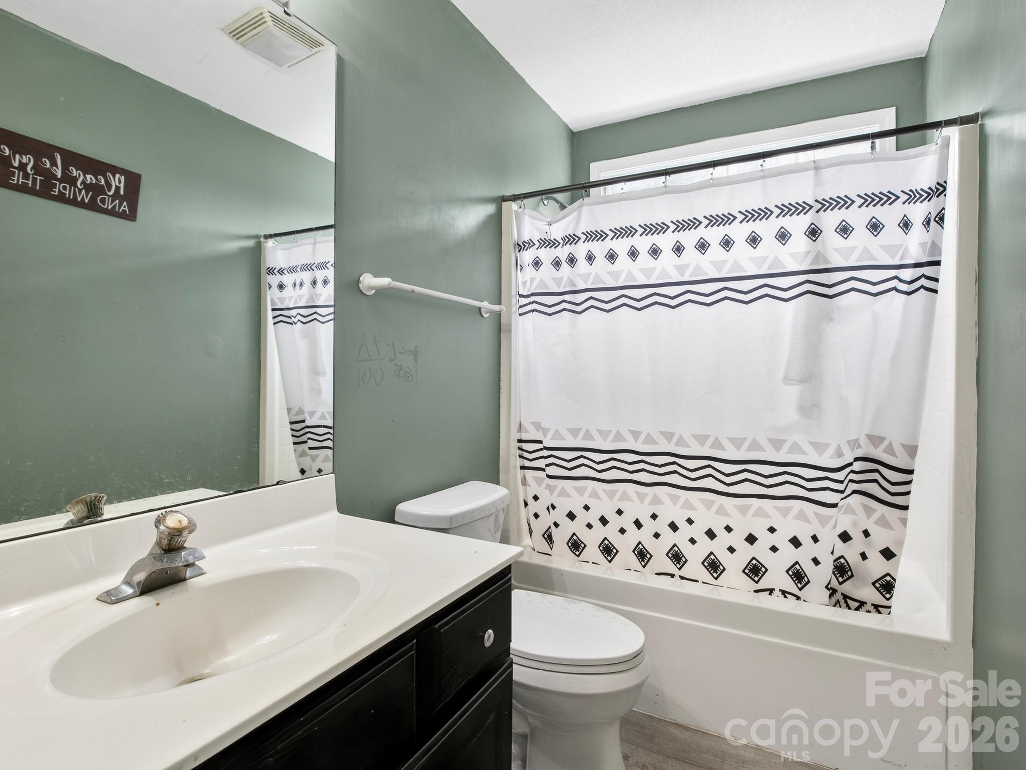 11 Cathy Court — Hendersonville
