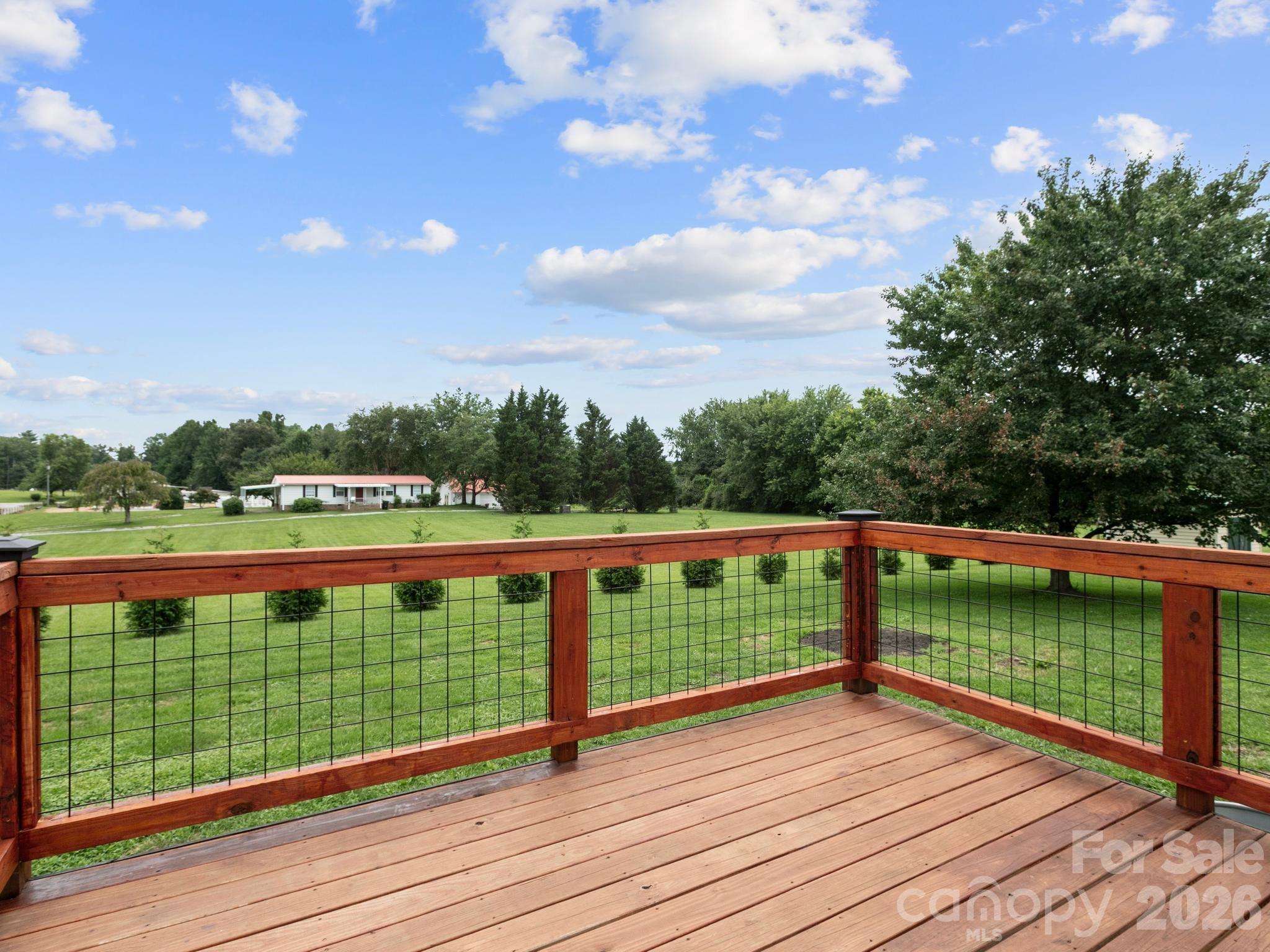 11 Cathy Court — Hendersonville