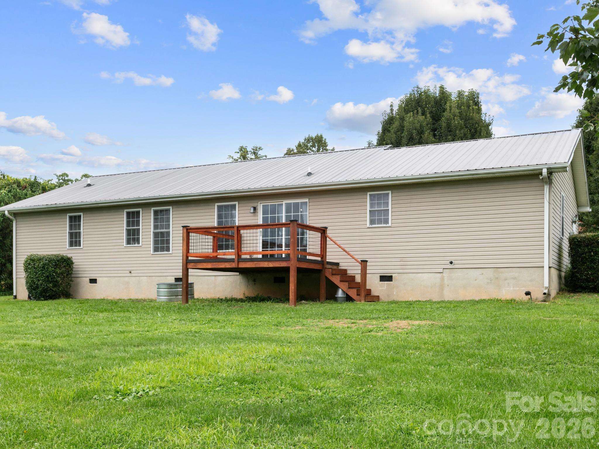 11 Cathy Court — Hendersonville