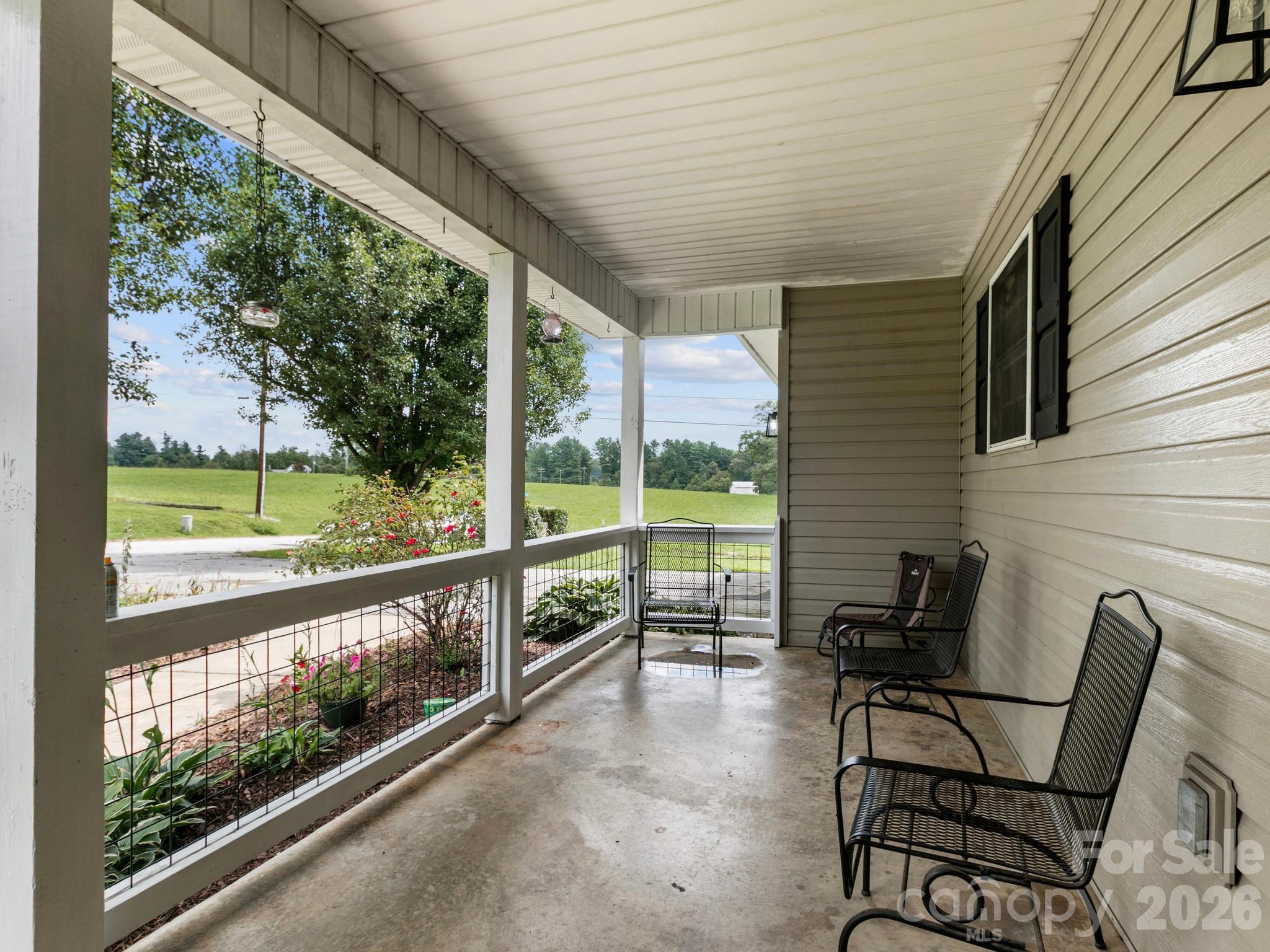 11 Cathy Court — Hendersonville