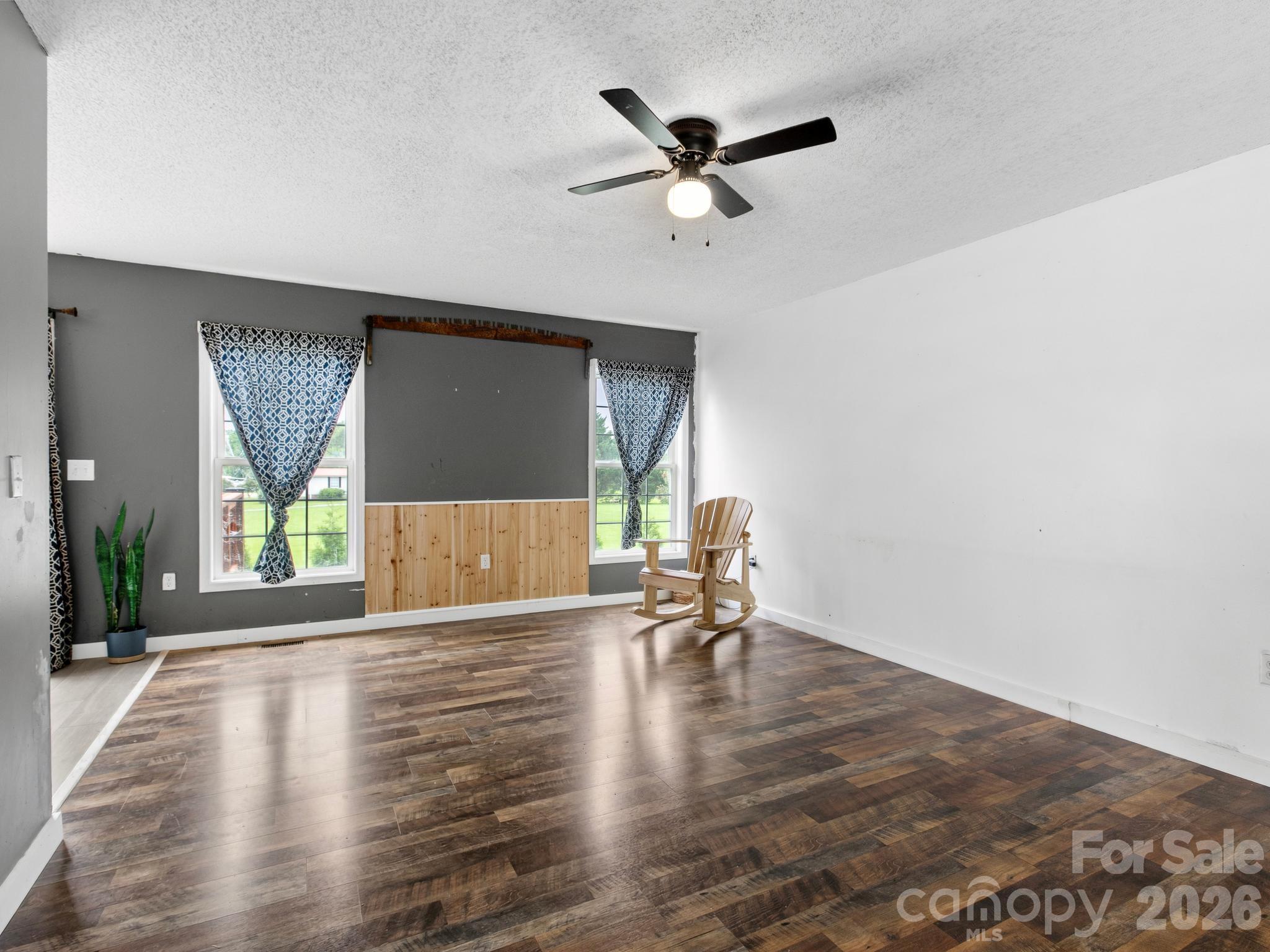11 Cathy Court — Hendersonville