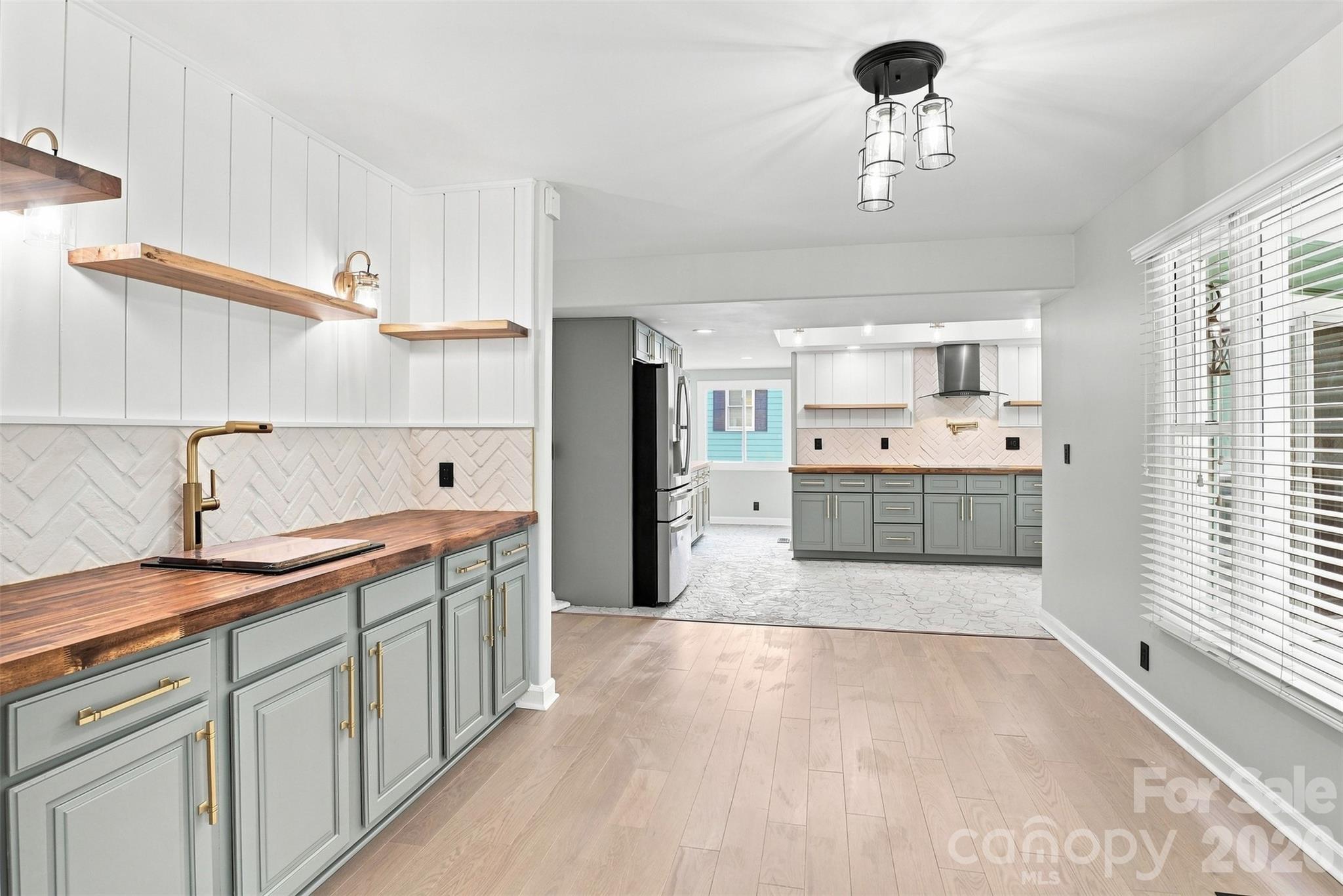 8909 Abberley Court — Huntersville