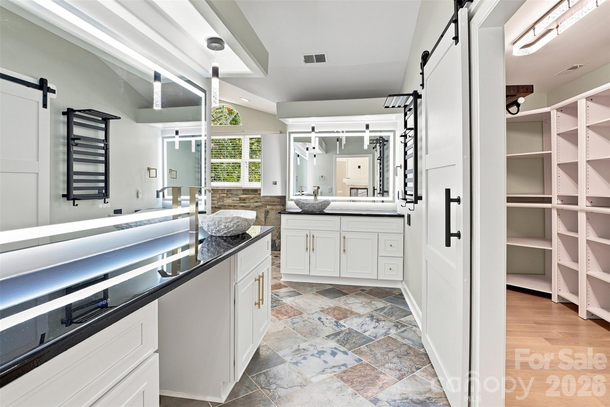 8909 Abberley Court — Huntersville