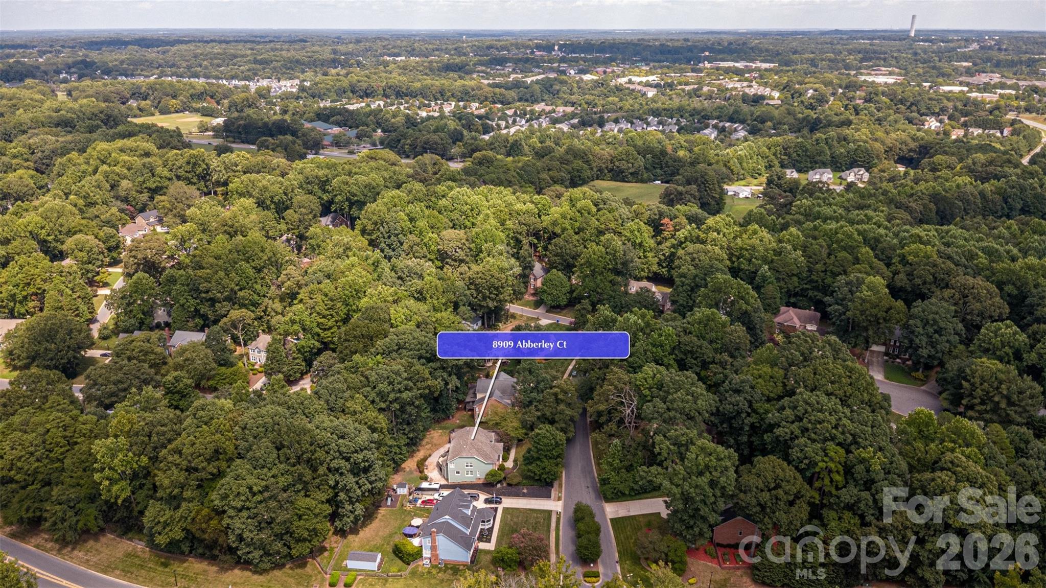 8909 Abberley Court — Huntersville