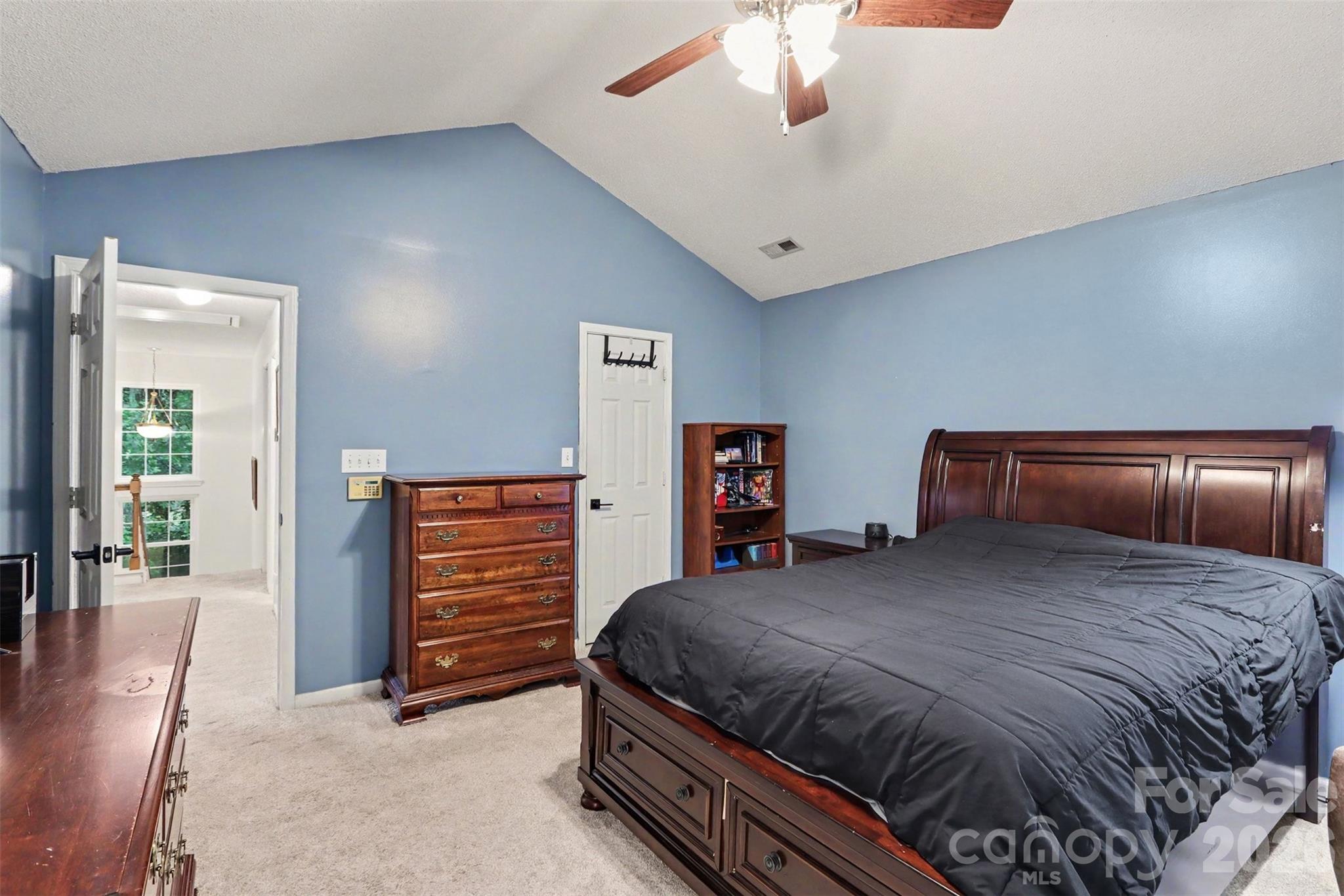 12021 Mourning Dove Lane — Charlotte