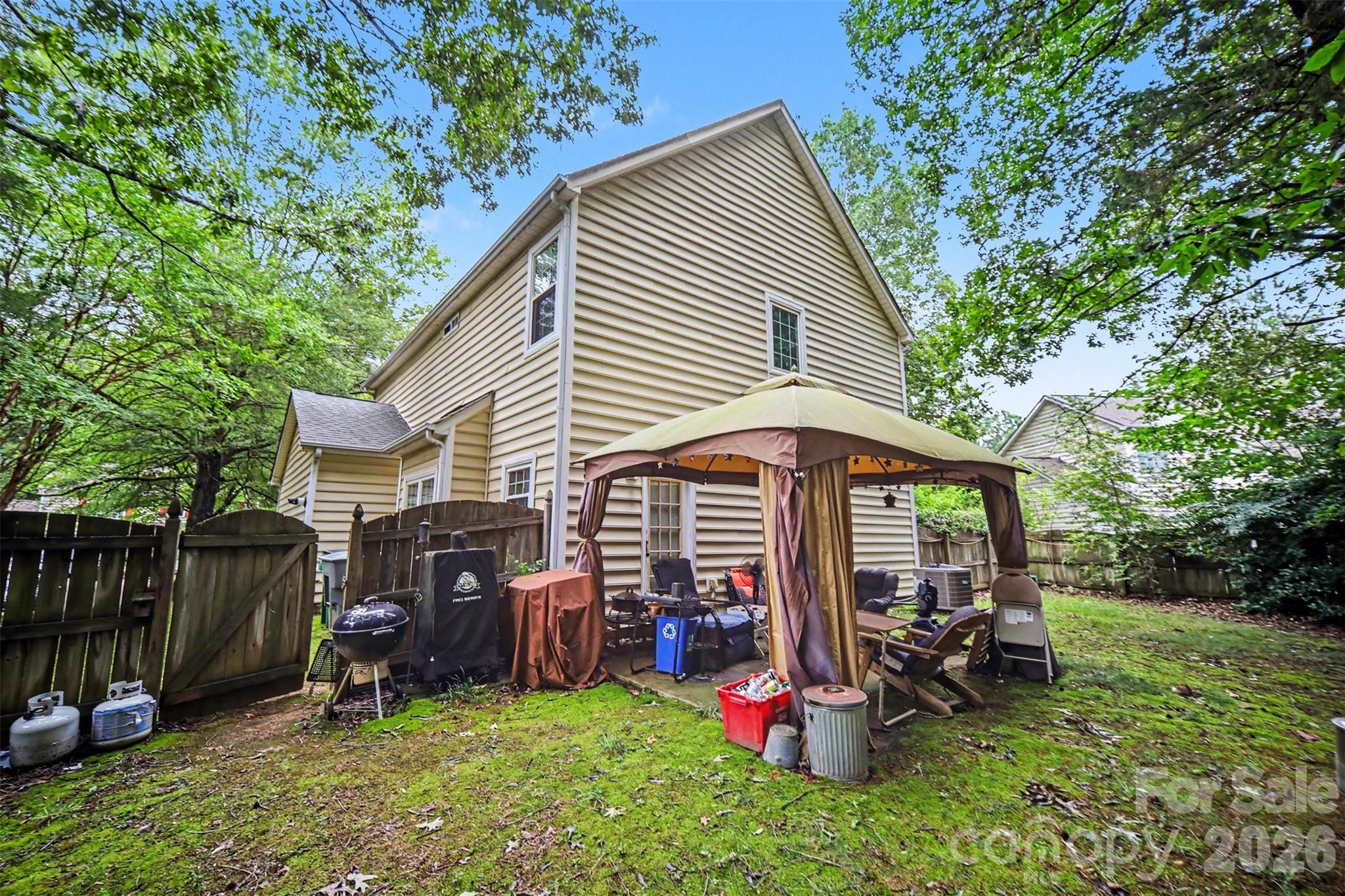 12021 Mourning Dove Lane — Charlotte