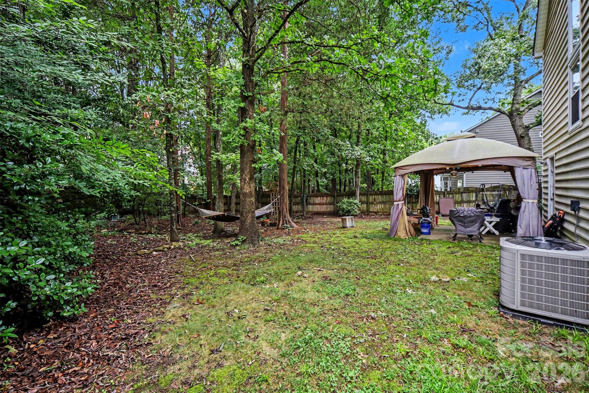 12021 Mourning Dove Lane — Charlotte