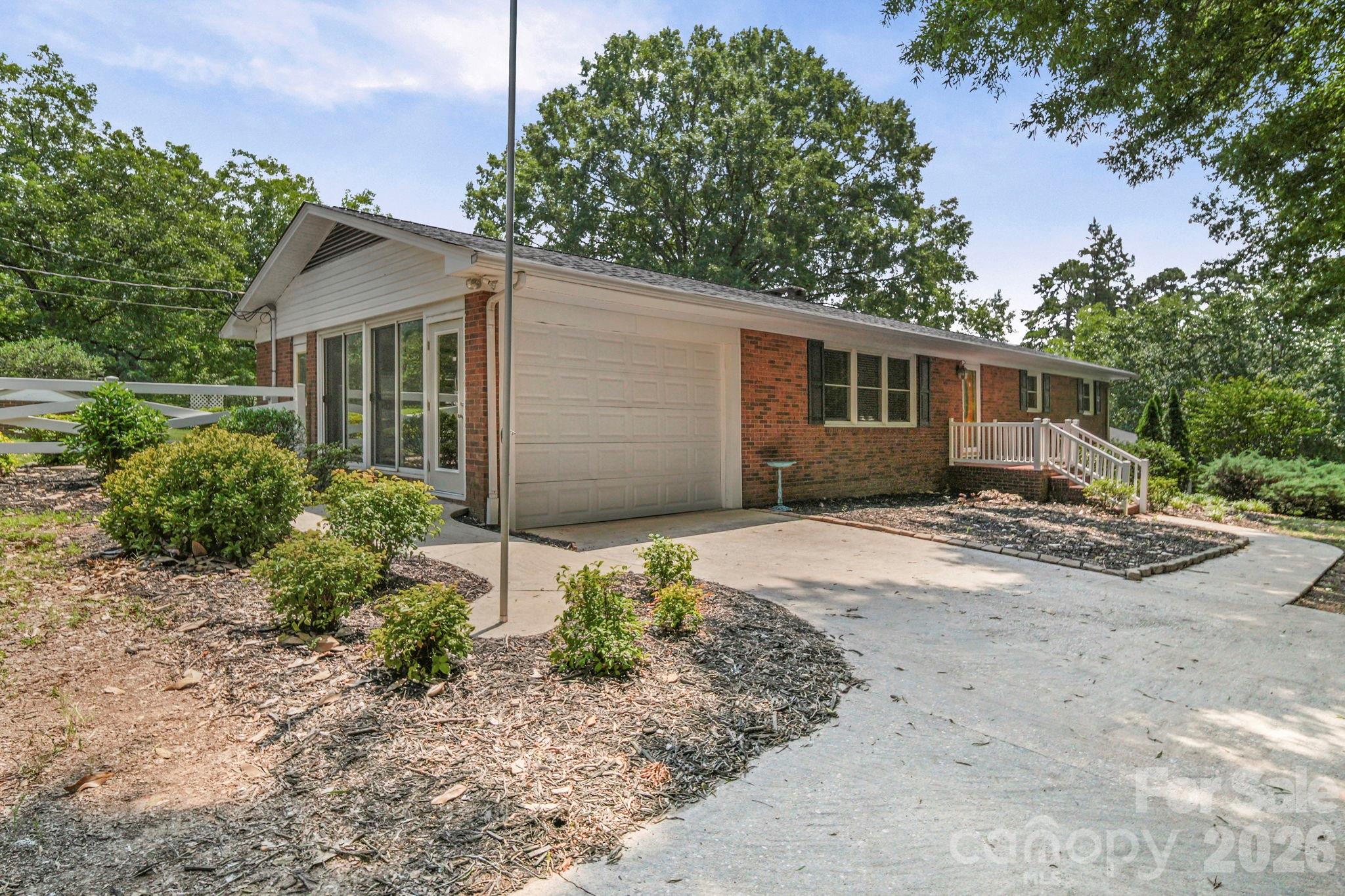 42837 Vickers Store Road — Albemarle