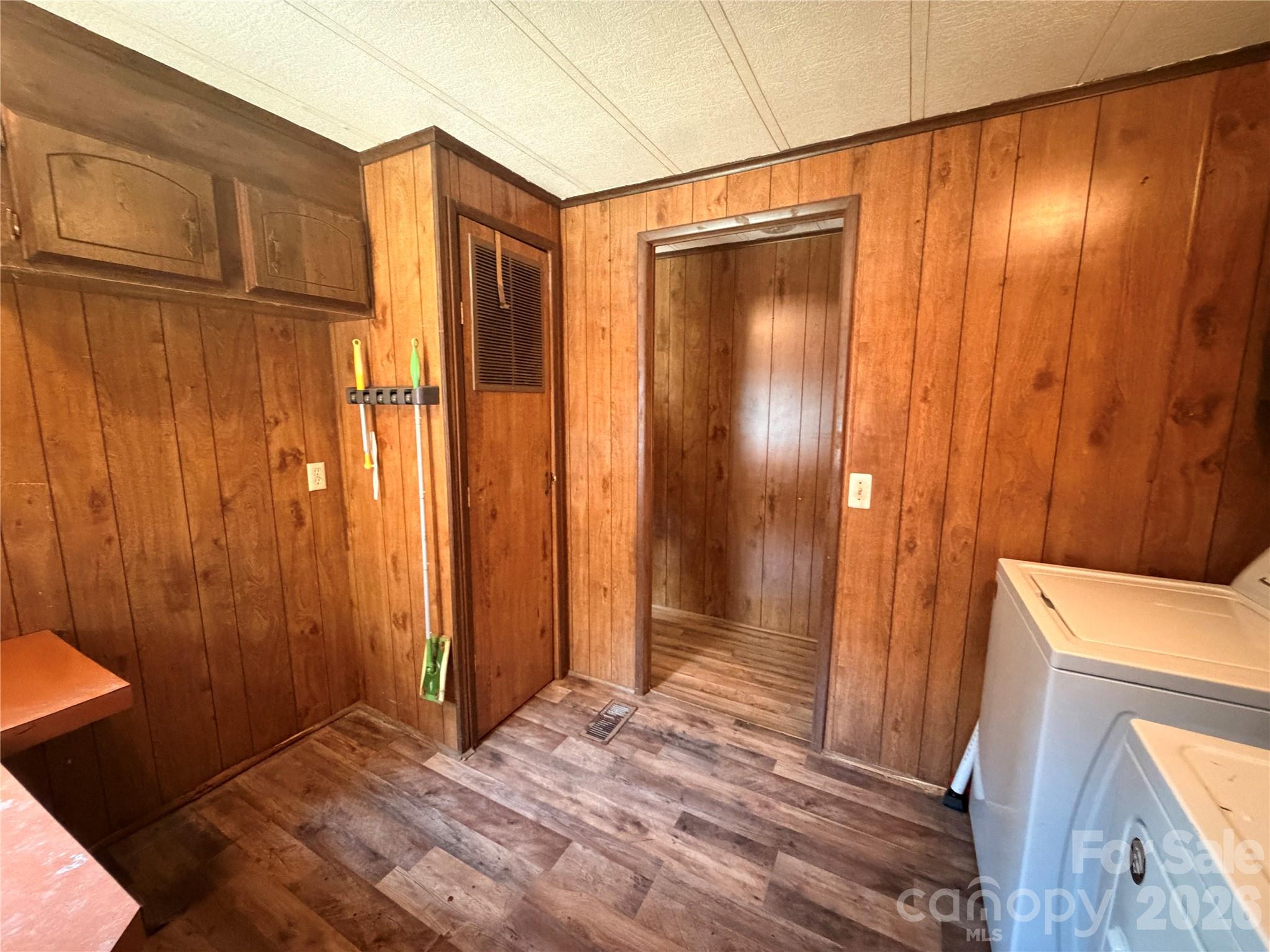 2946 Blacksburg Road — Grover