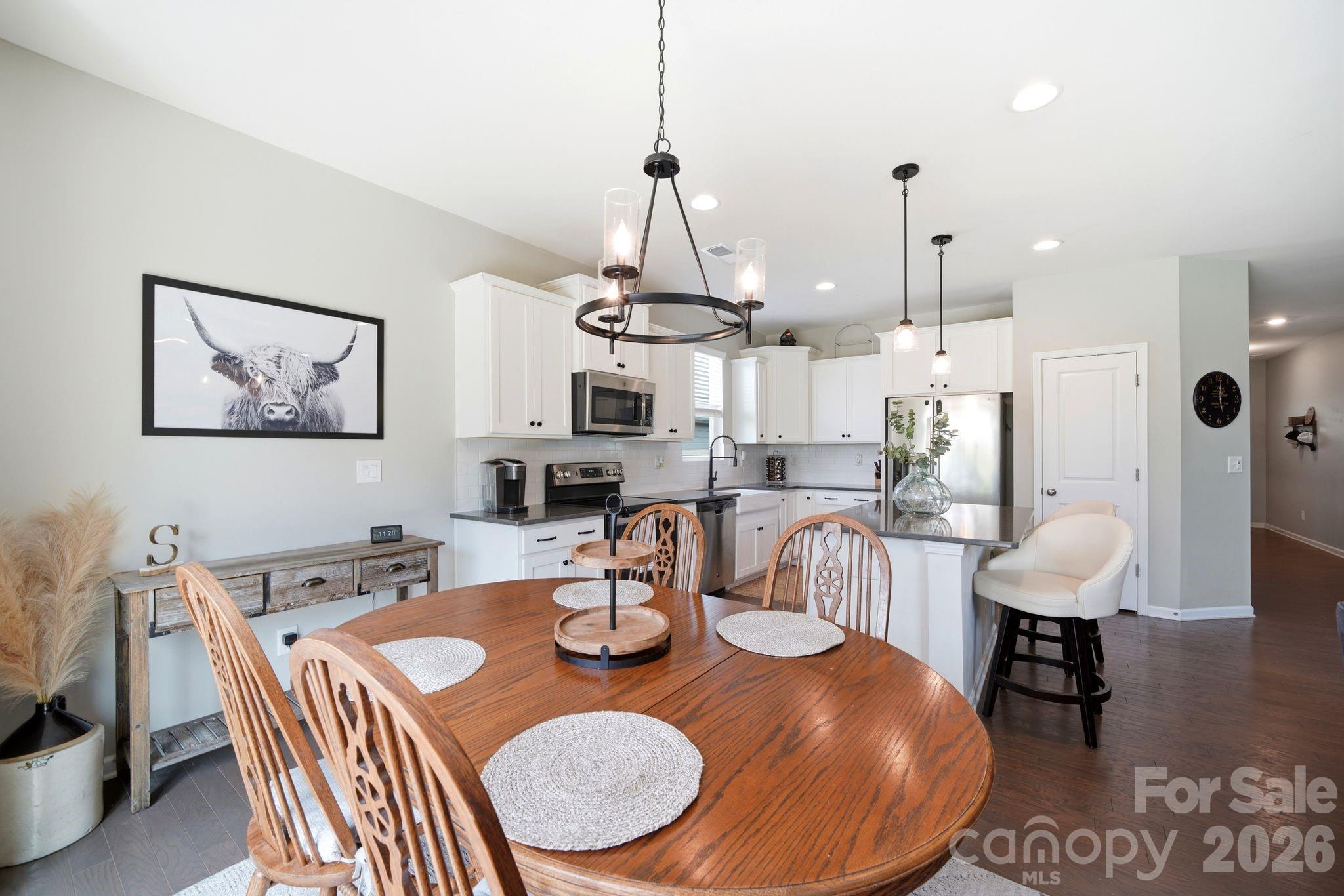 6260 Swanport Road — Lancaster