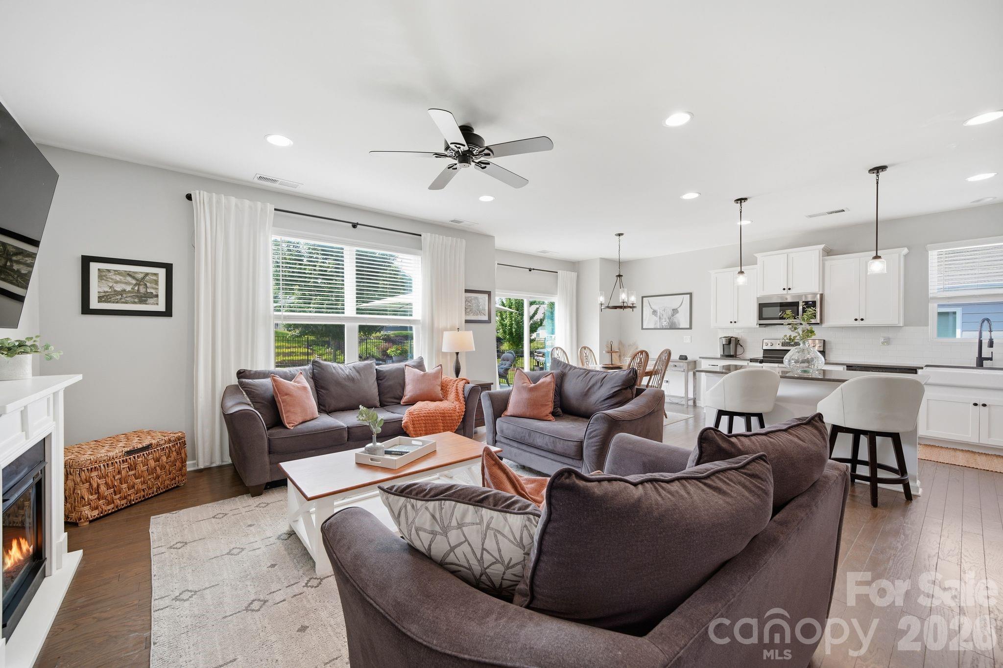 6260 Swanport Road — Lancaster