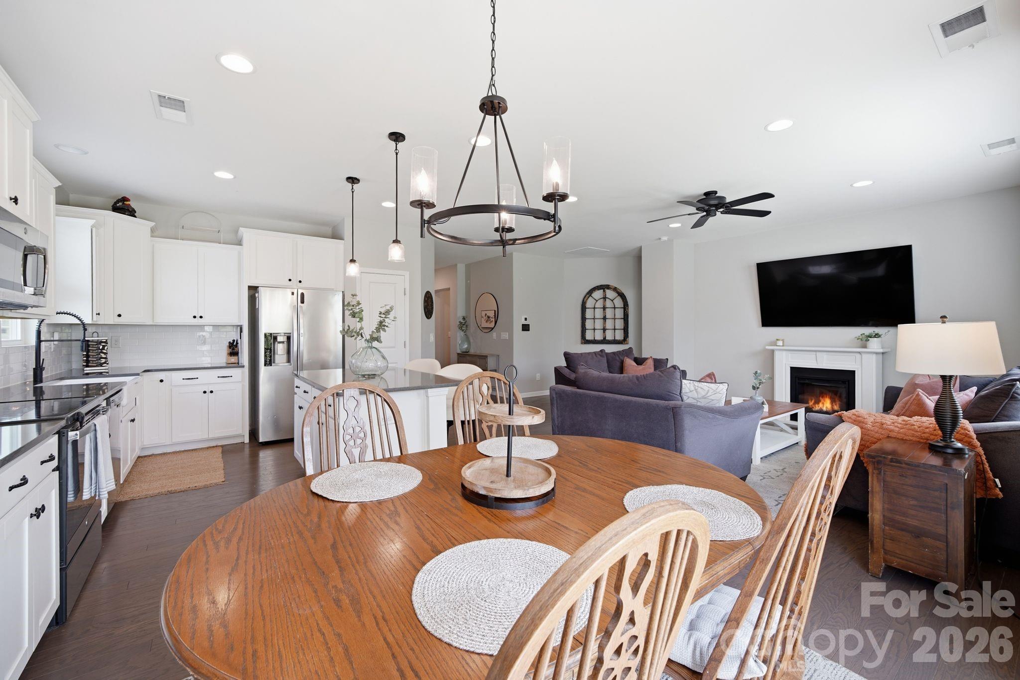 6260 Swanport Road — Lancaster