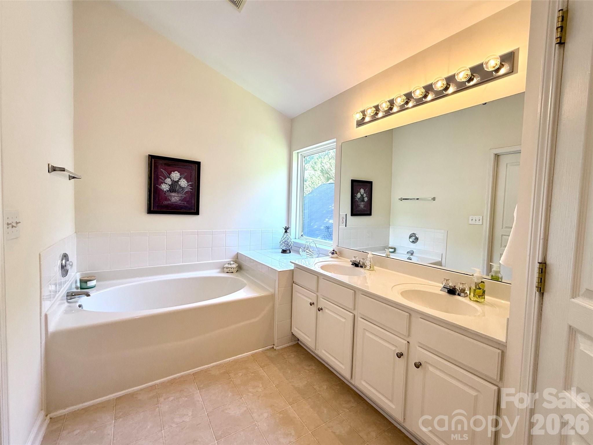 9610 Corbett Square Lane — Charlotte