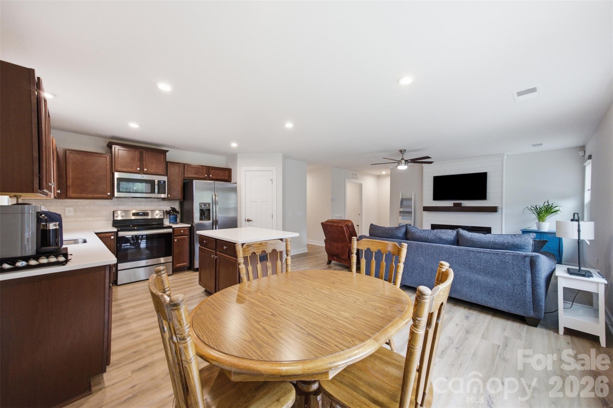 4104 Mackinnon Drive — Charlotte