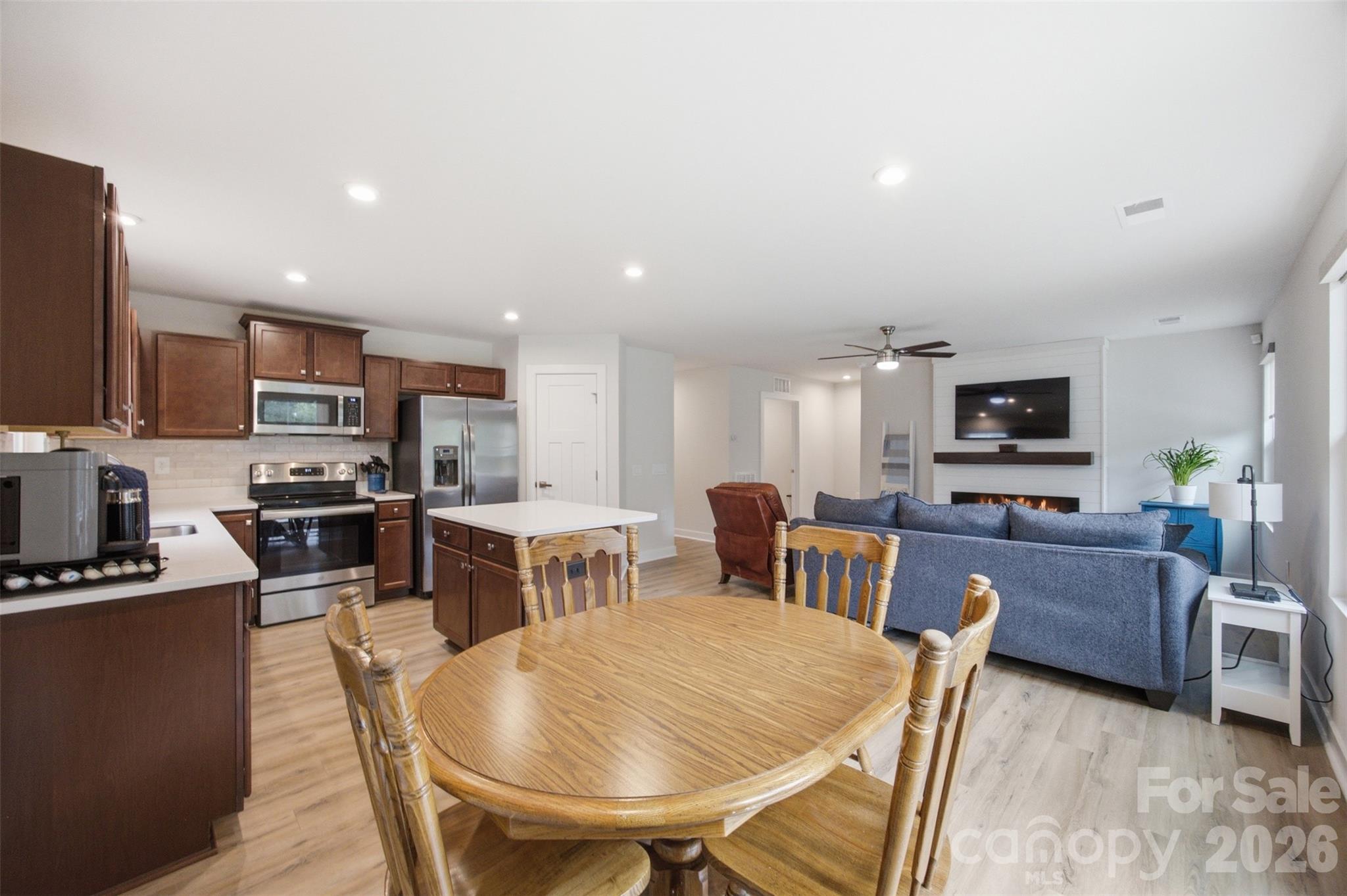 4104 Mackinnon Drive — Charlotte