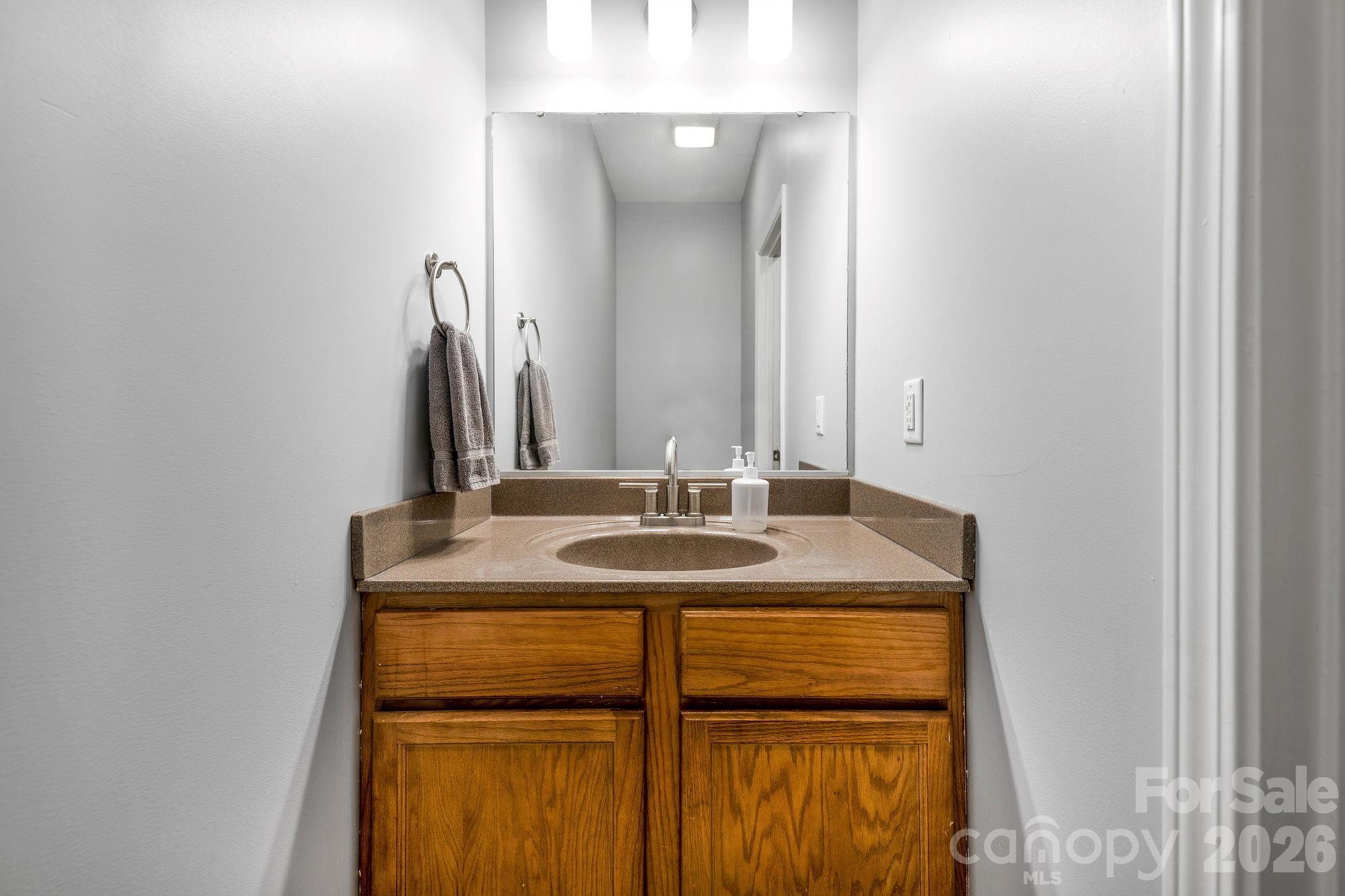 19 Oakcrest Place — Asheville