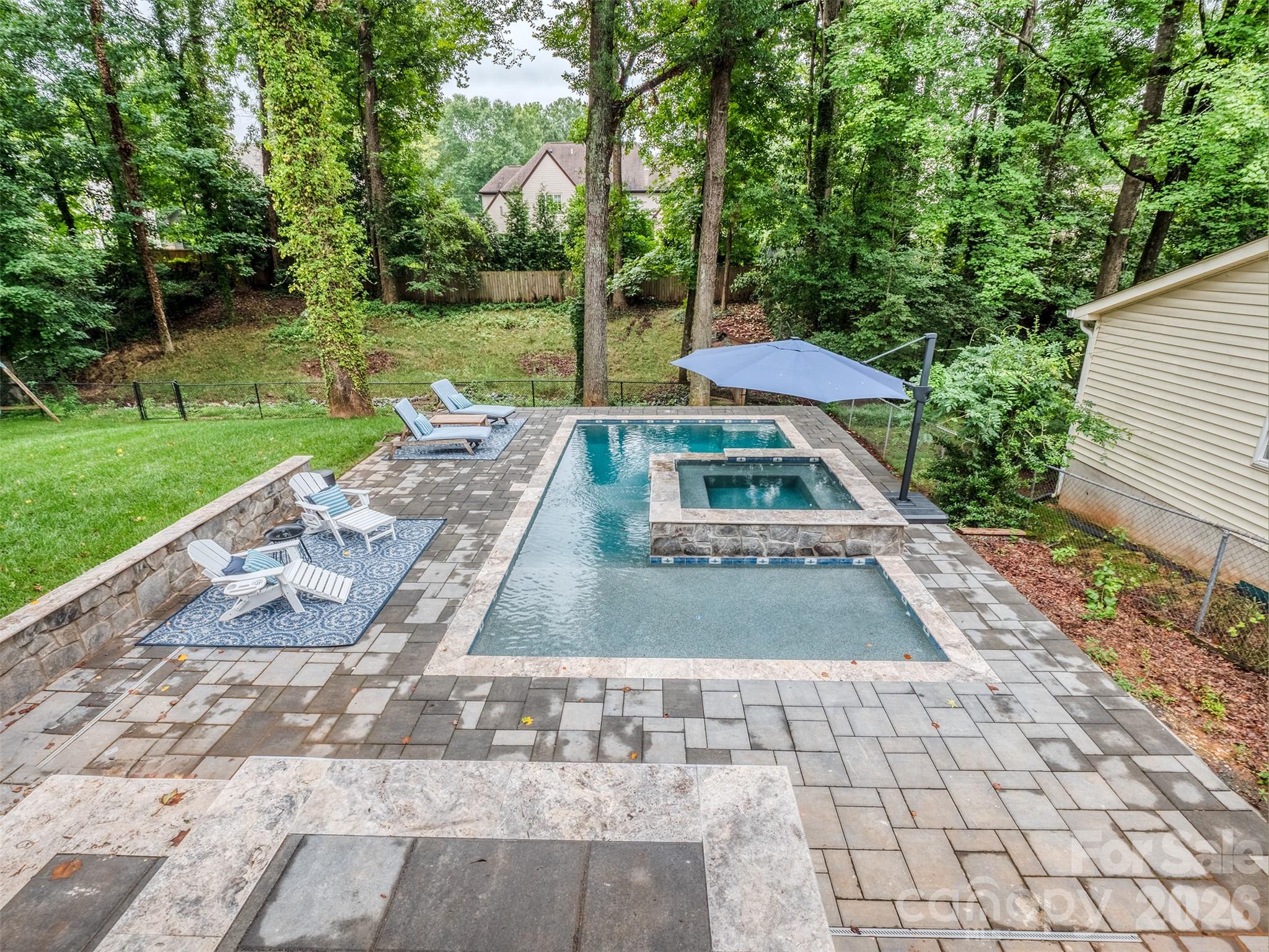 6129 Page Court — Charlotte