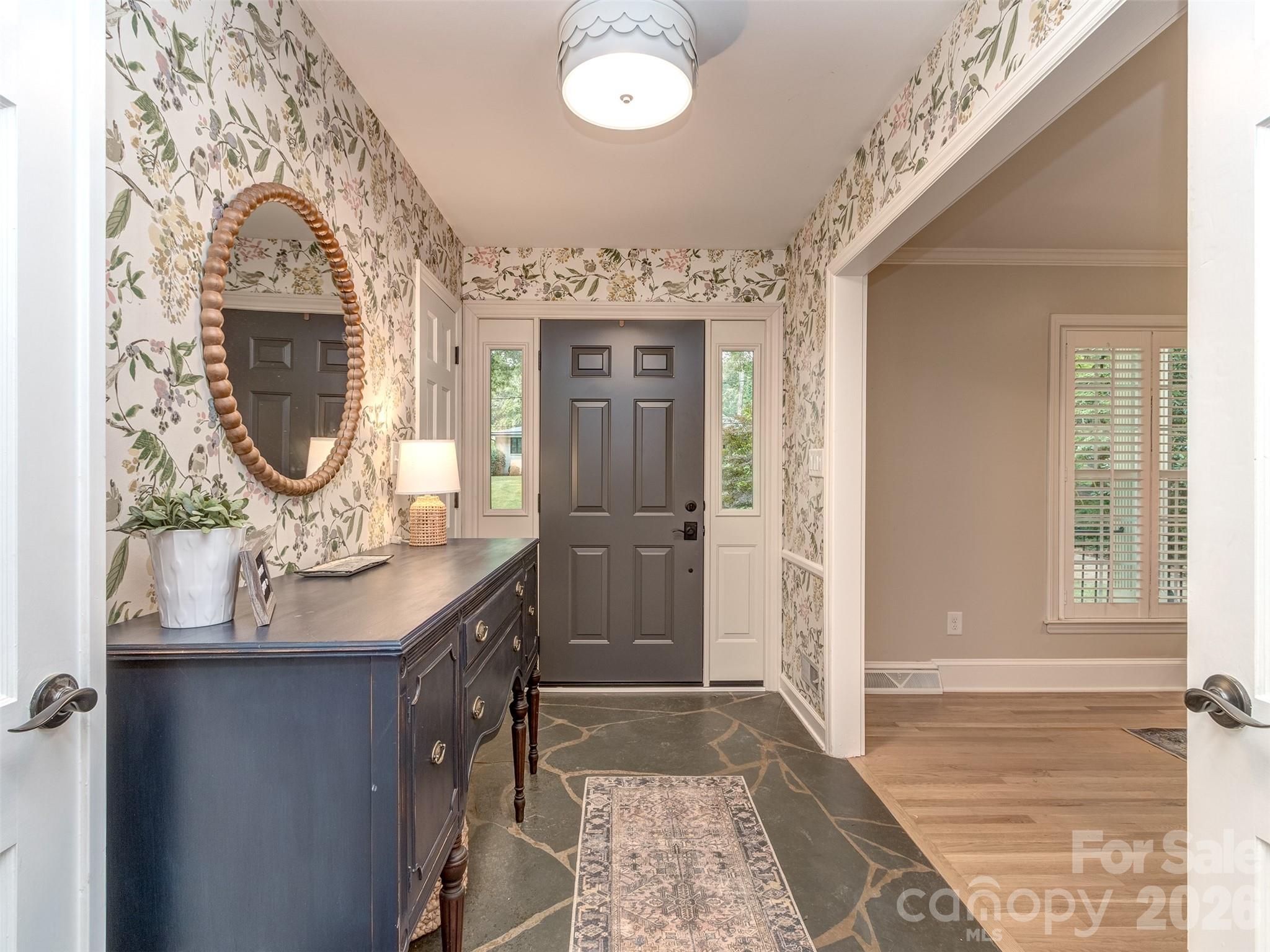 6129 Page Court — Charlotte