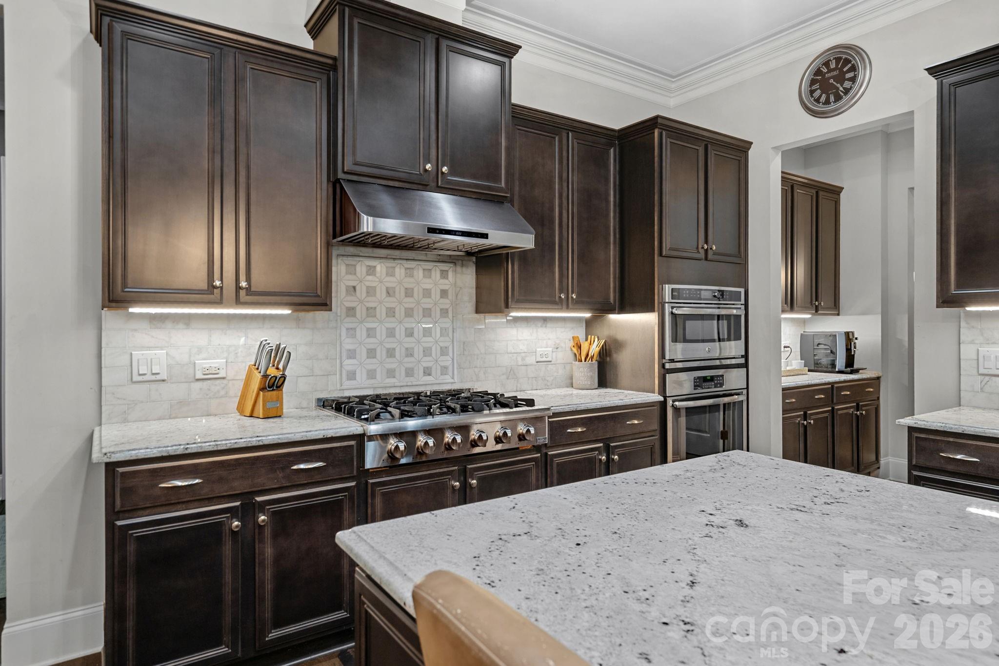 8211 Caesars Head Drive — Waxhaw