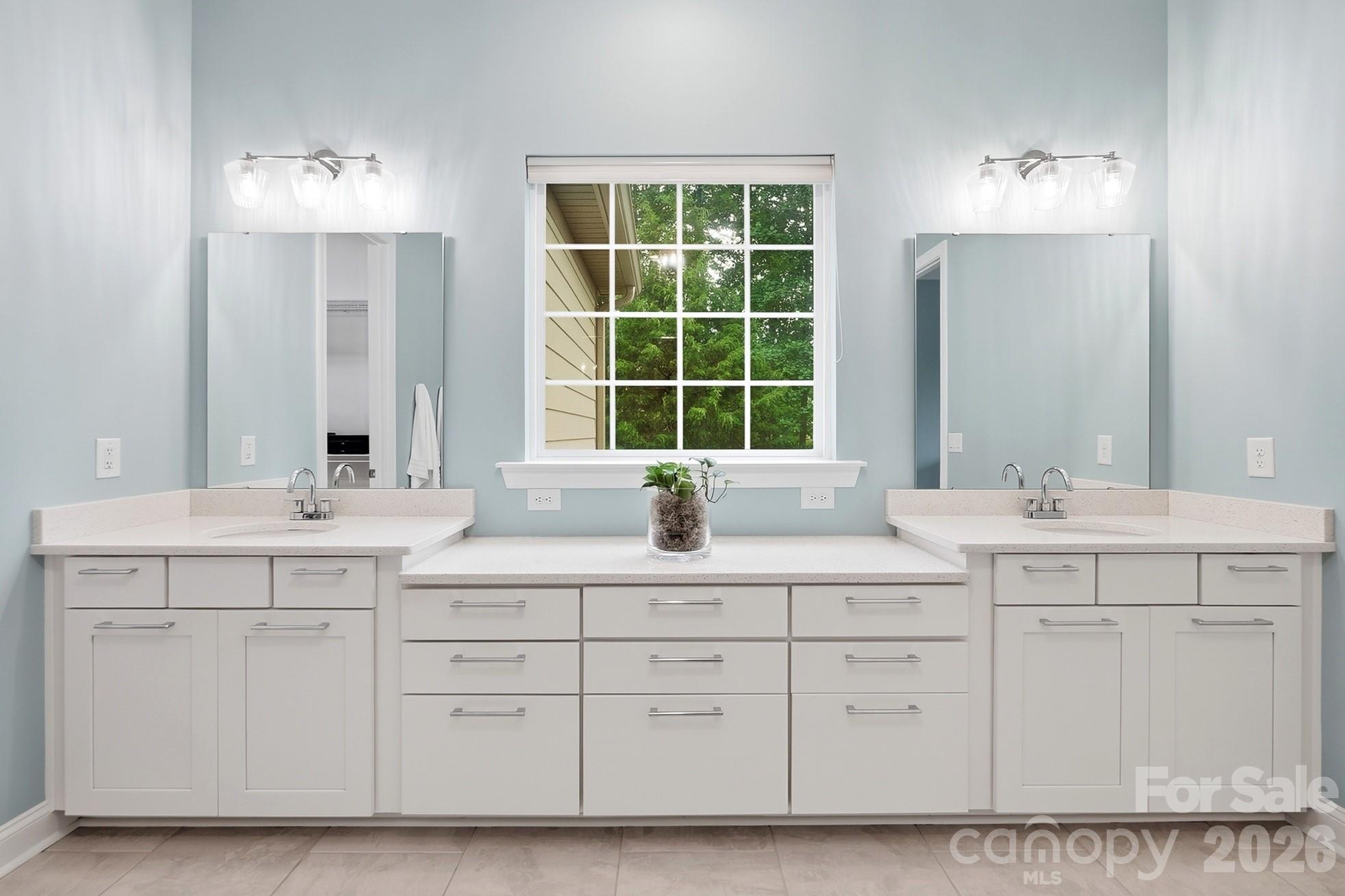 7717 Coalcliff Drive — Huntersville