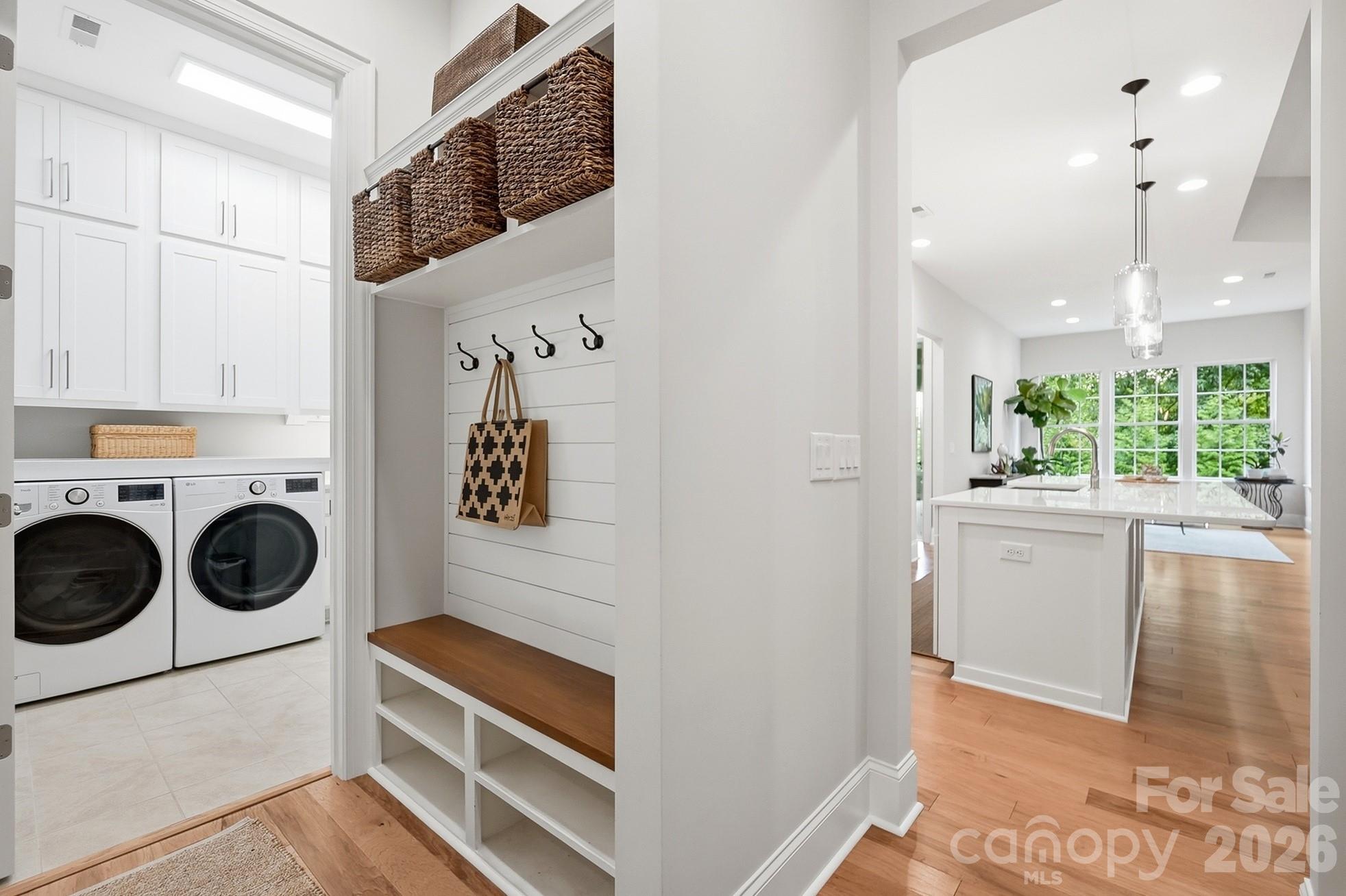7717 Coalcliff Drive — Huntersville