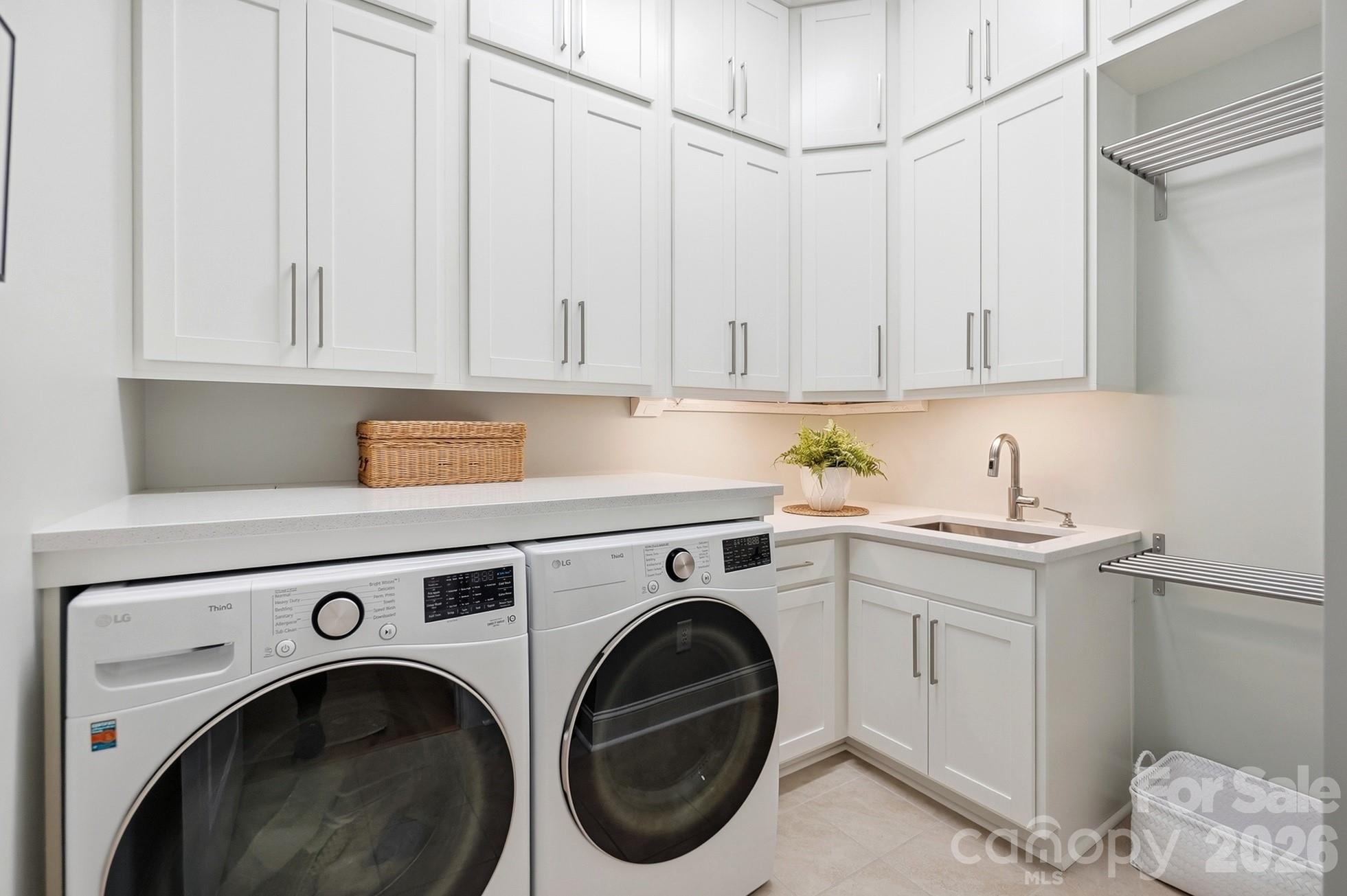7717 Coalcliff Drive — Huntersville