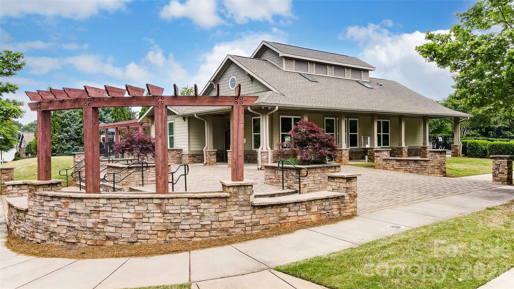 7717 Coalcliff Drive — Huntersville
