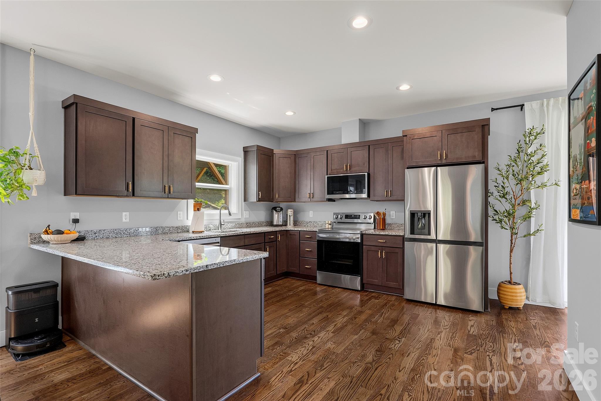 9 Hilldale Road — Asheville