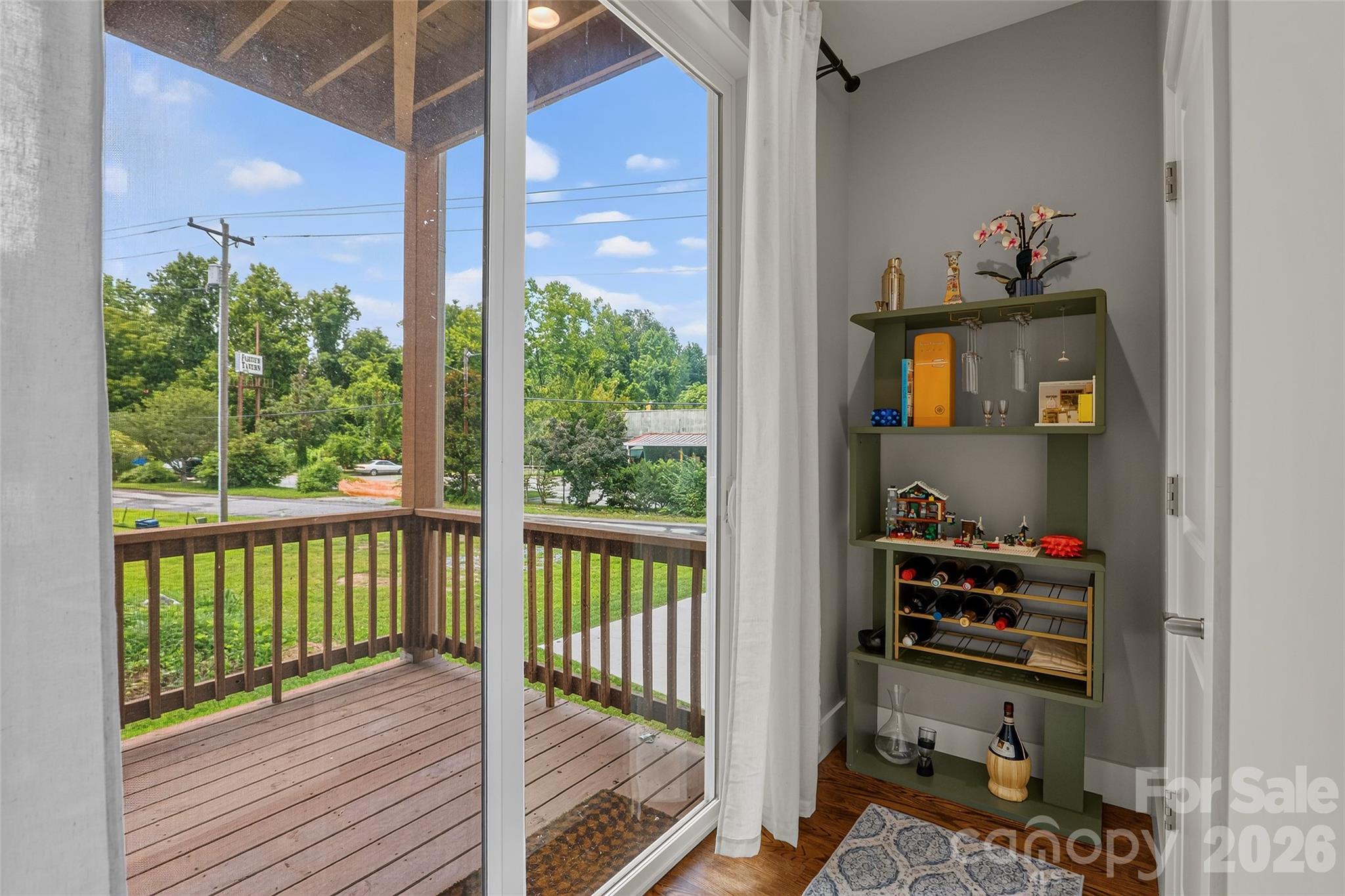 9 Hilldale Road — Asheville
