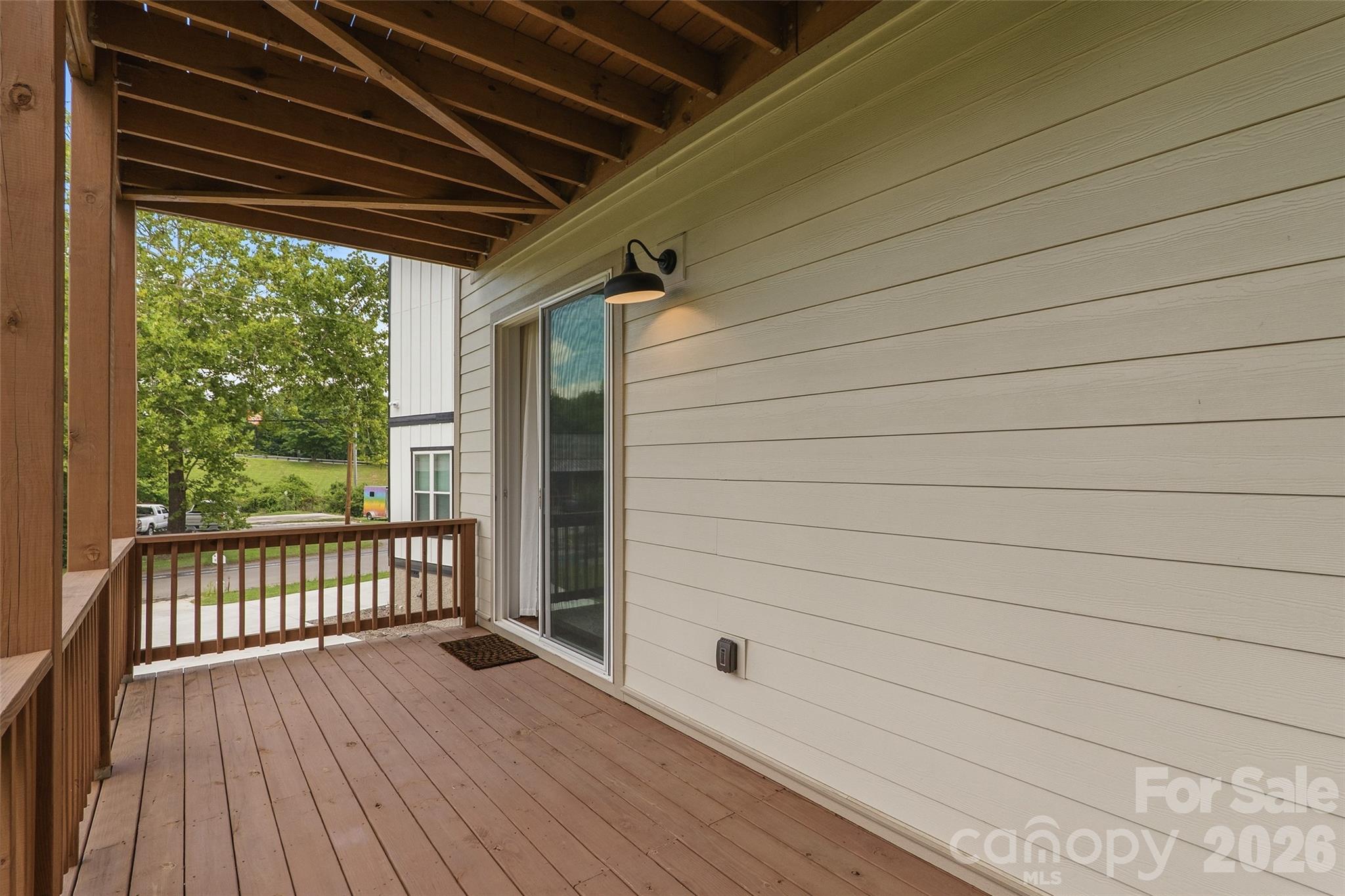 9 Hilldale Road — Asheville