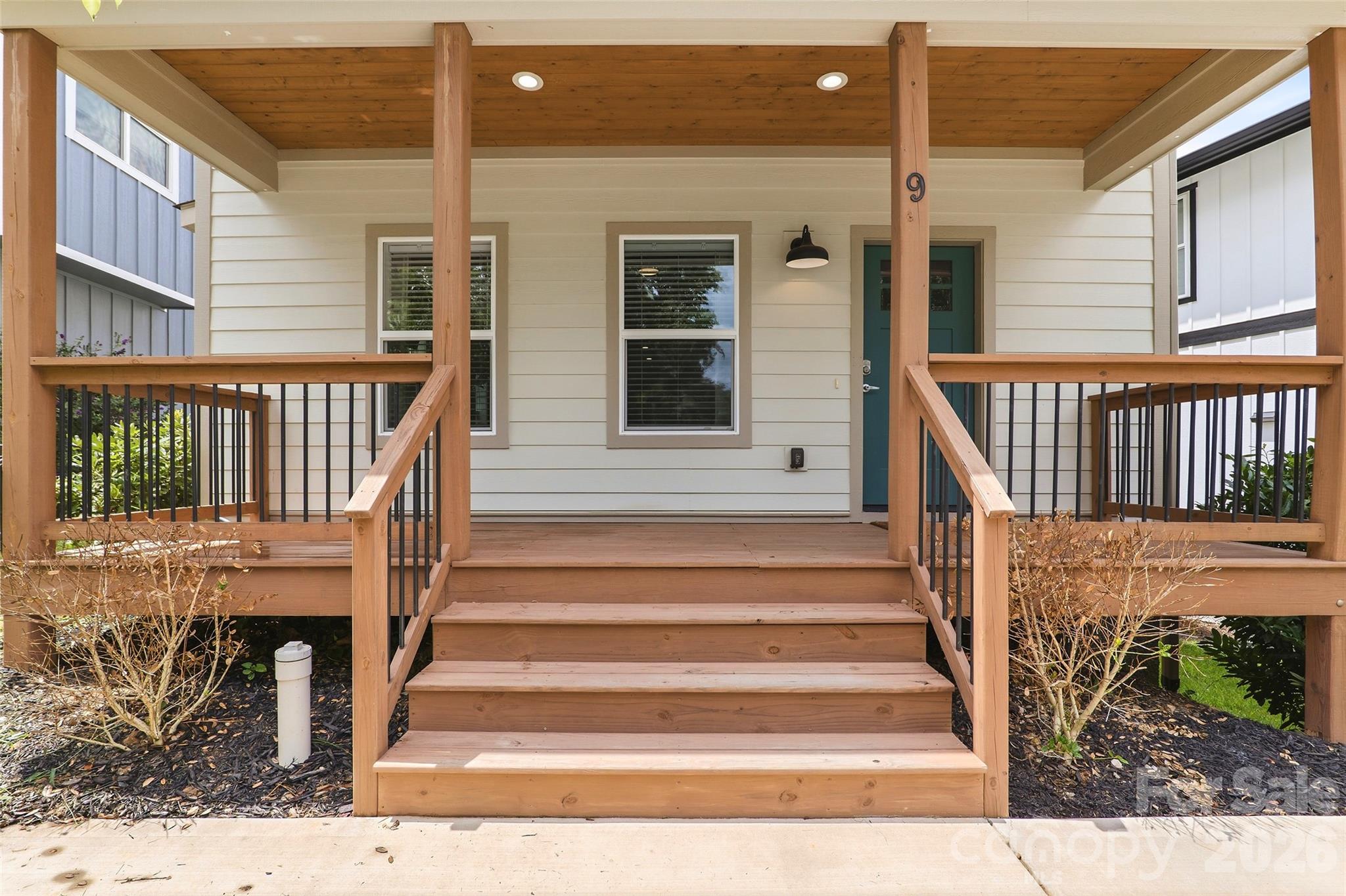 9 Hilldale Road — Asheville