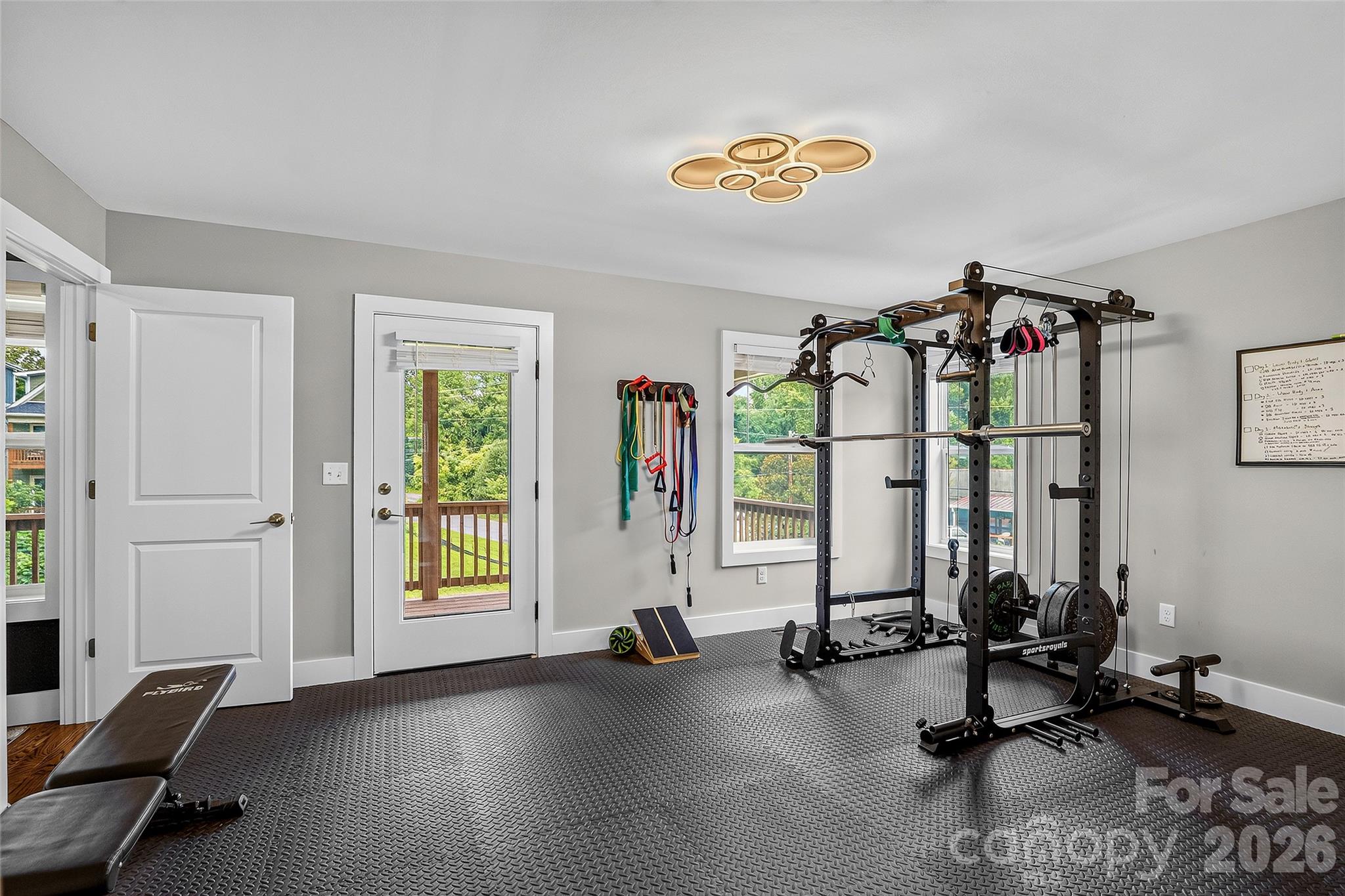 9 Hilldale Road — Asheville