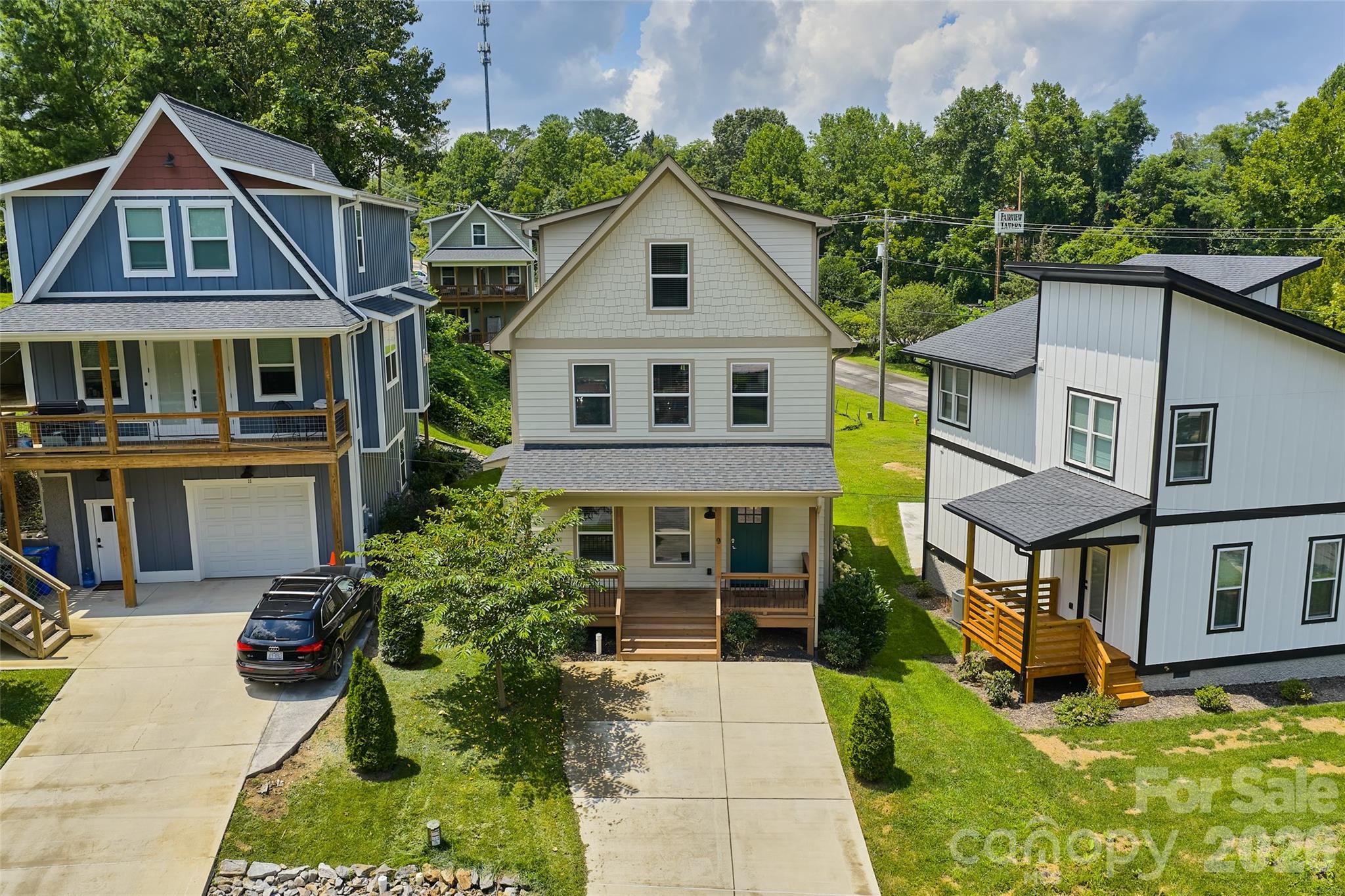 9 Hilldale Road — Asheville