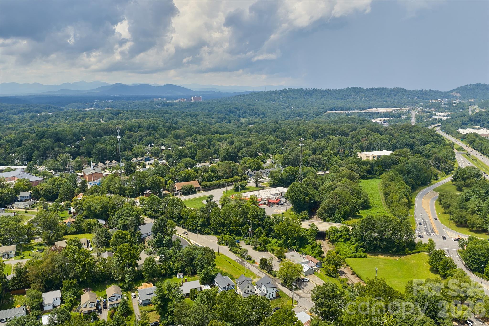 9 Hilldale Road — Asheville