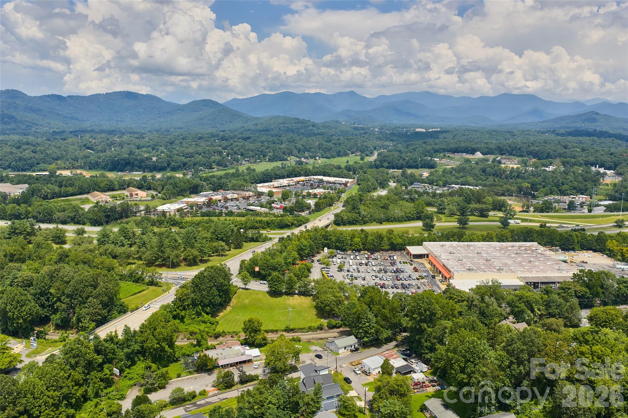 9 Hilldale Road — Asheville