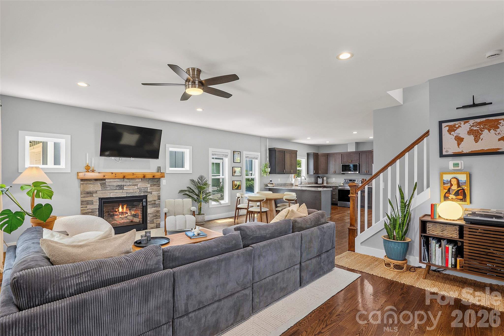 9 Hilldale Road — Asheville
