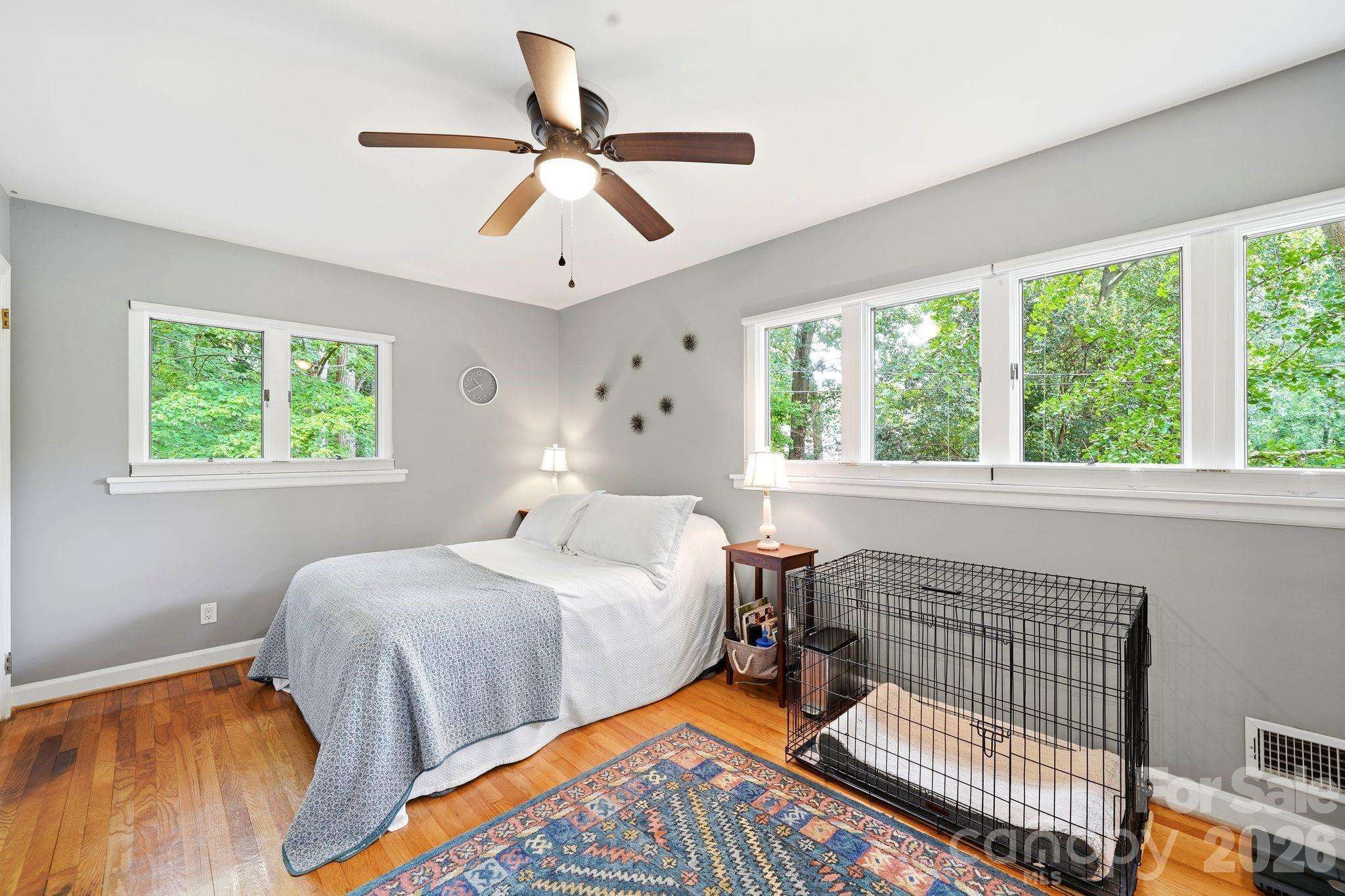 515 Dogwood Lane — Belmont