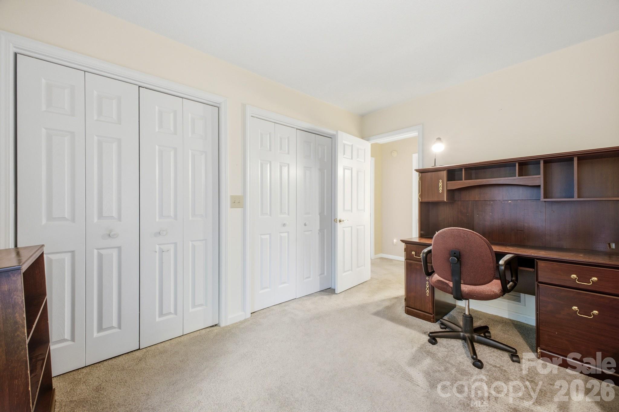 1870 Riverview Court — Hendersonville