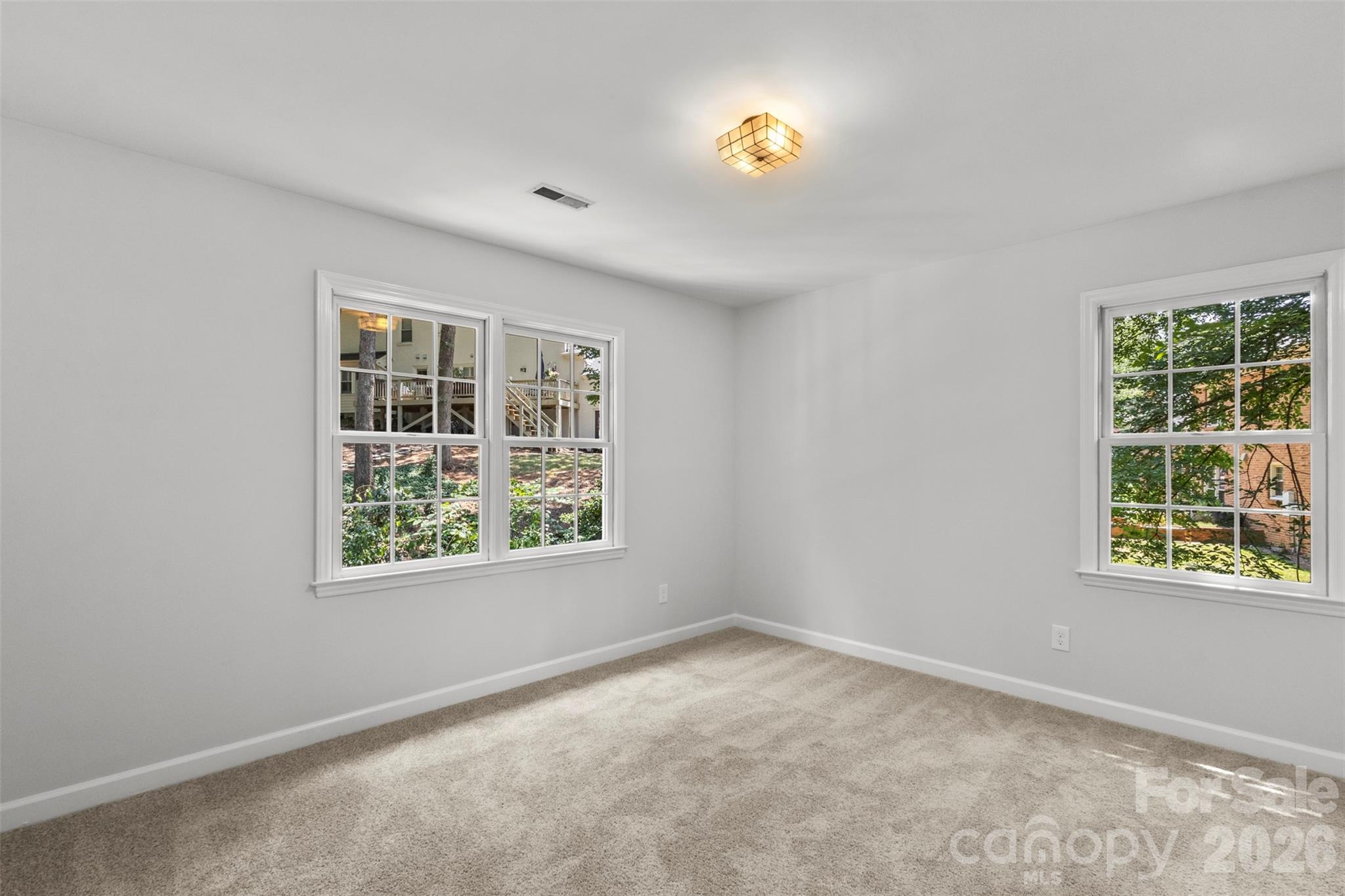 7721 Bradenton Drive — Charlotte