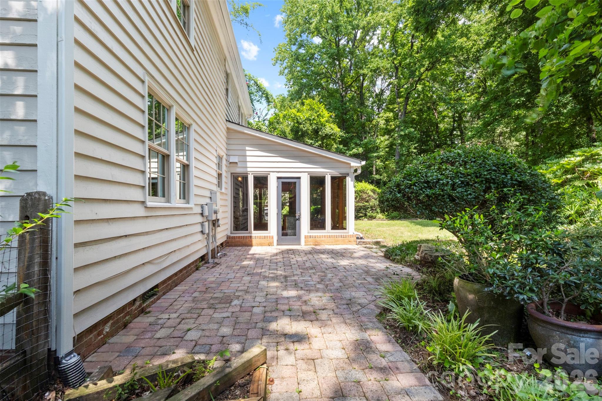 7721 Bradenton Drive — Charlotte