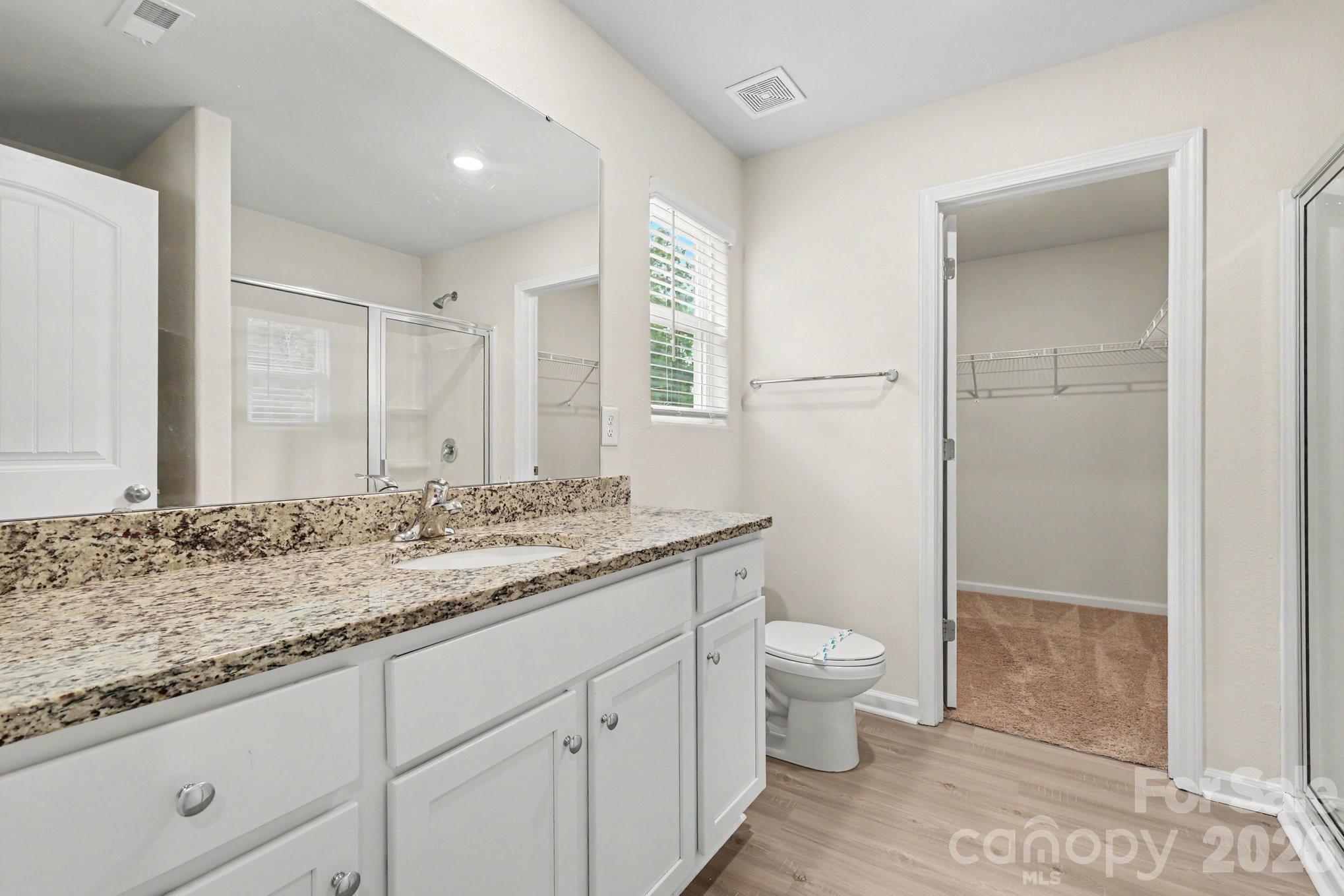 6032 Lowe Lane — Charlotte