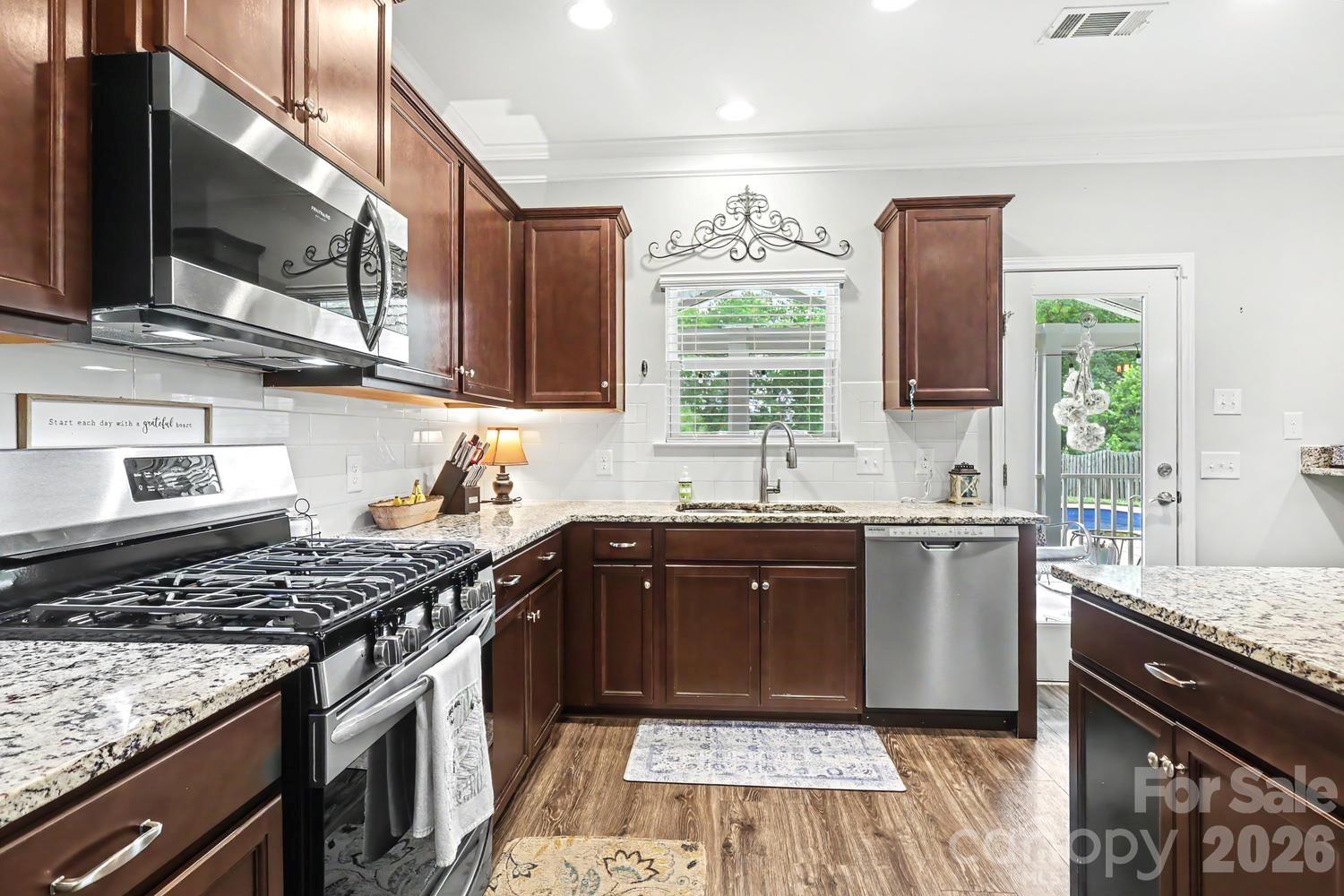 200 Stowe Creek Lane — Mount Holly