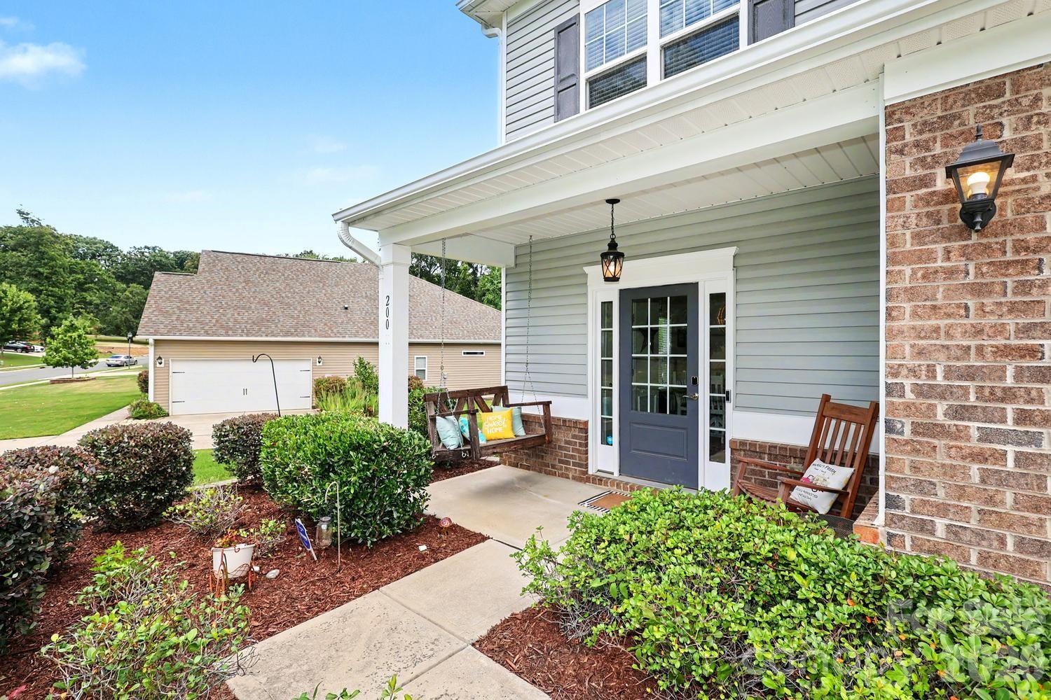 200 Stowe Creek Lane — Mount Holly