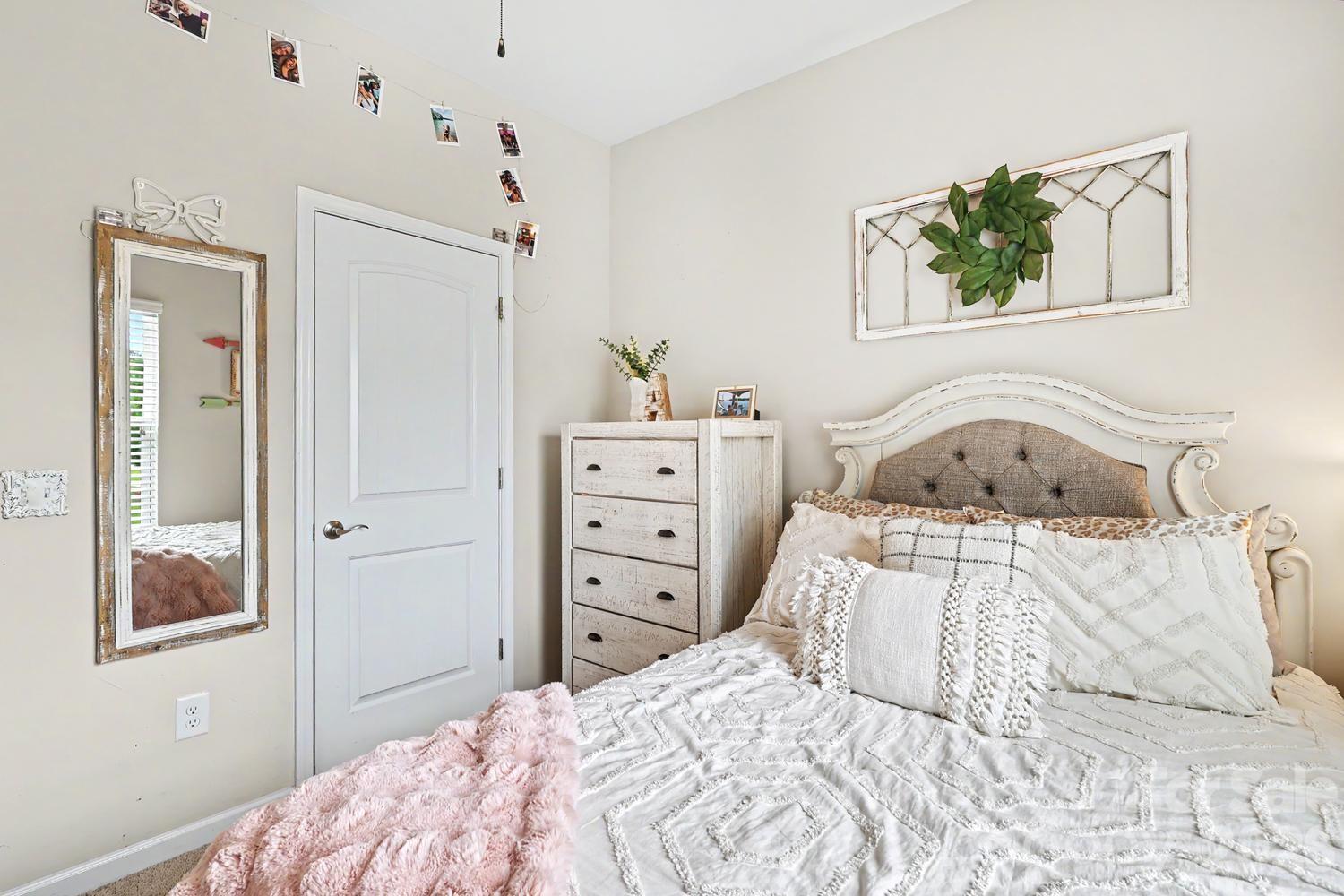 200 Stowe Creek Lane — Mount Holly