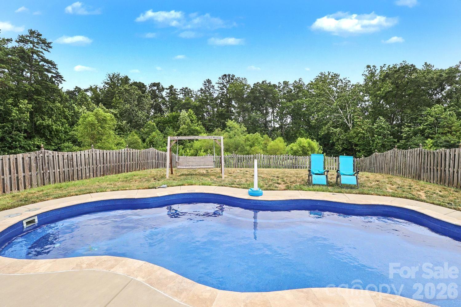 200 Stowe Creek Lane — Mount Holly