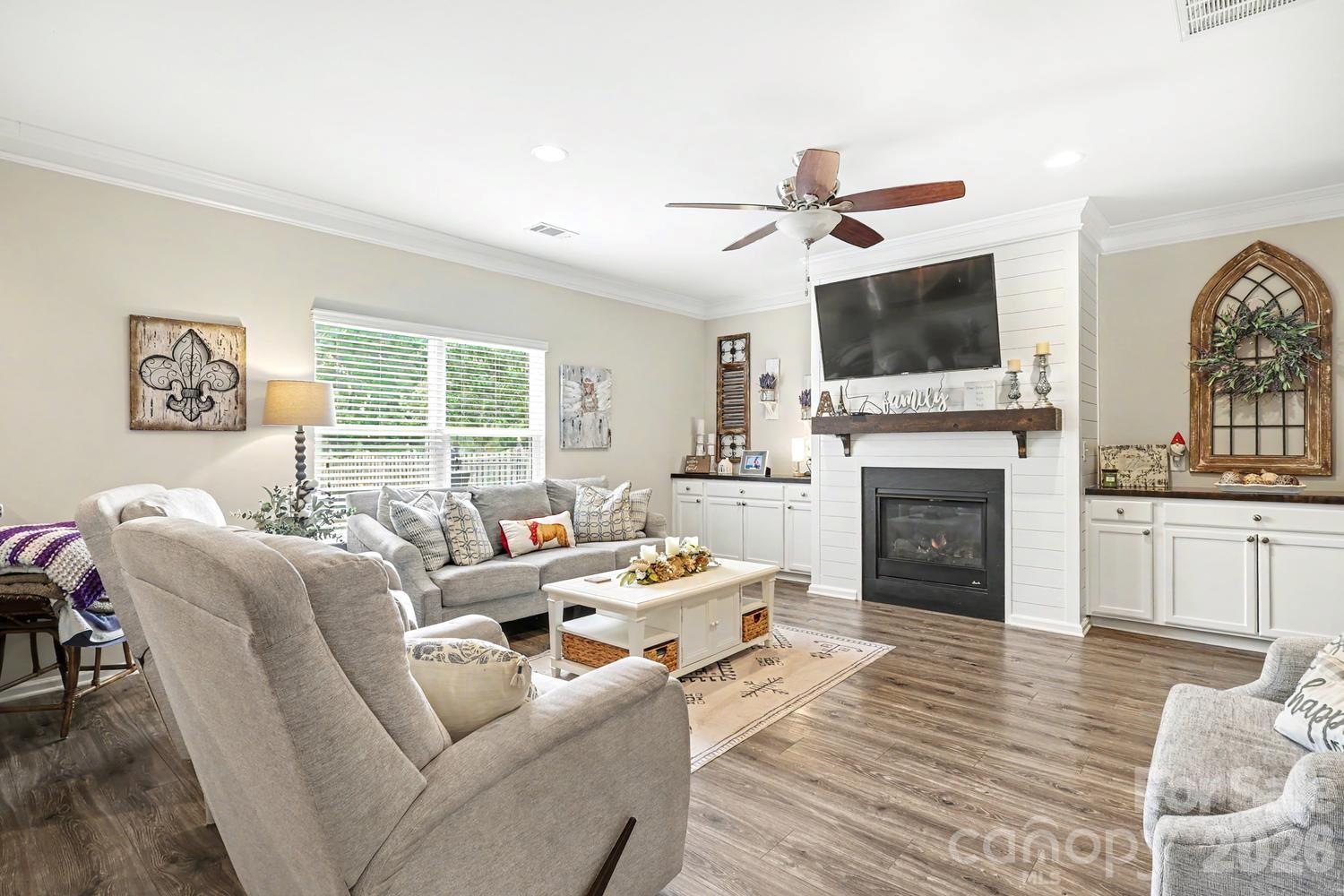 200 Stowe Creek Lane — Mount Holly