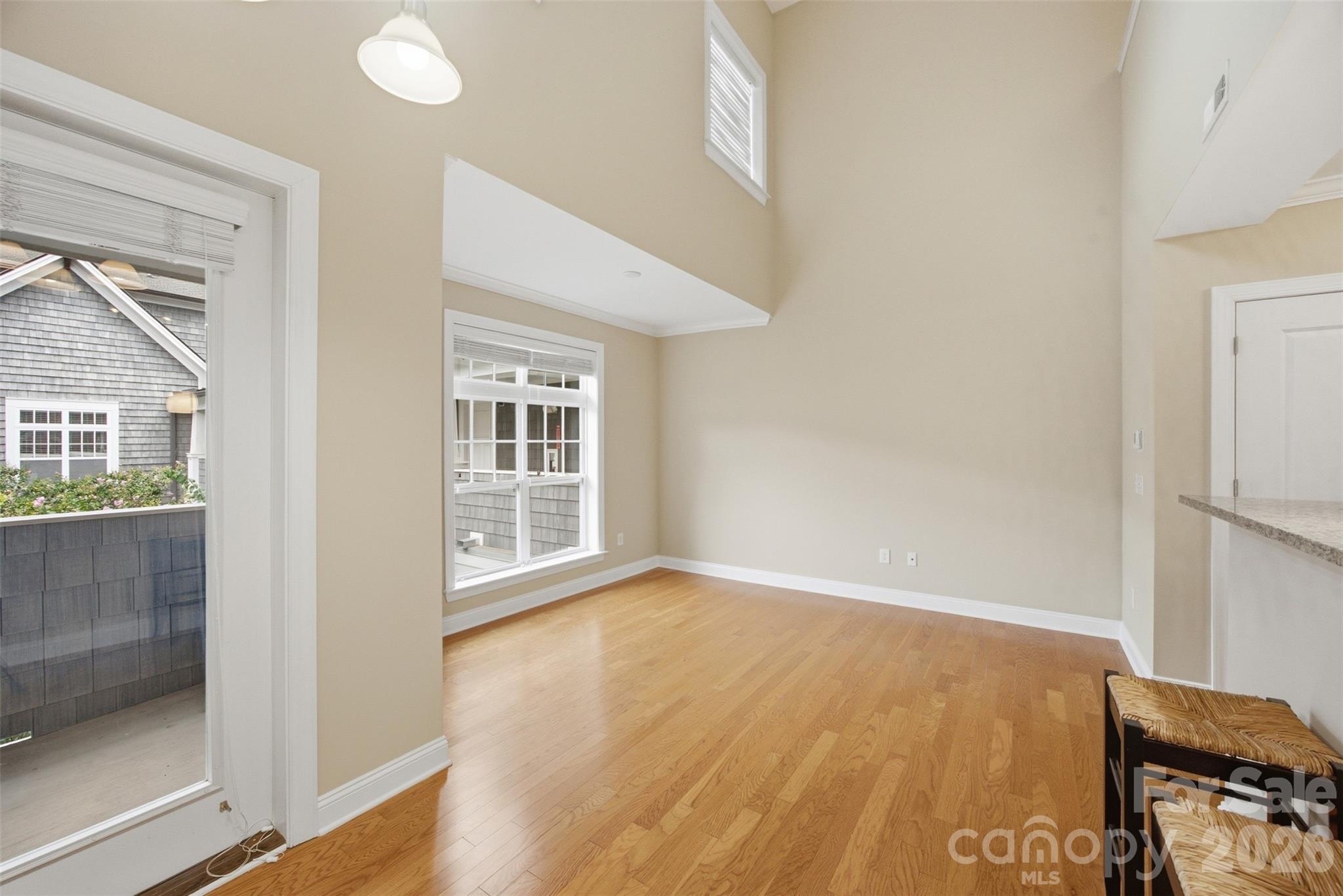 301 E Tremont Avenue #318 — Charlotte